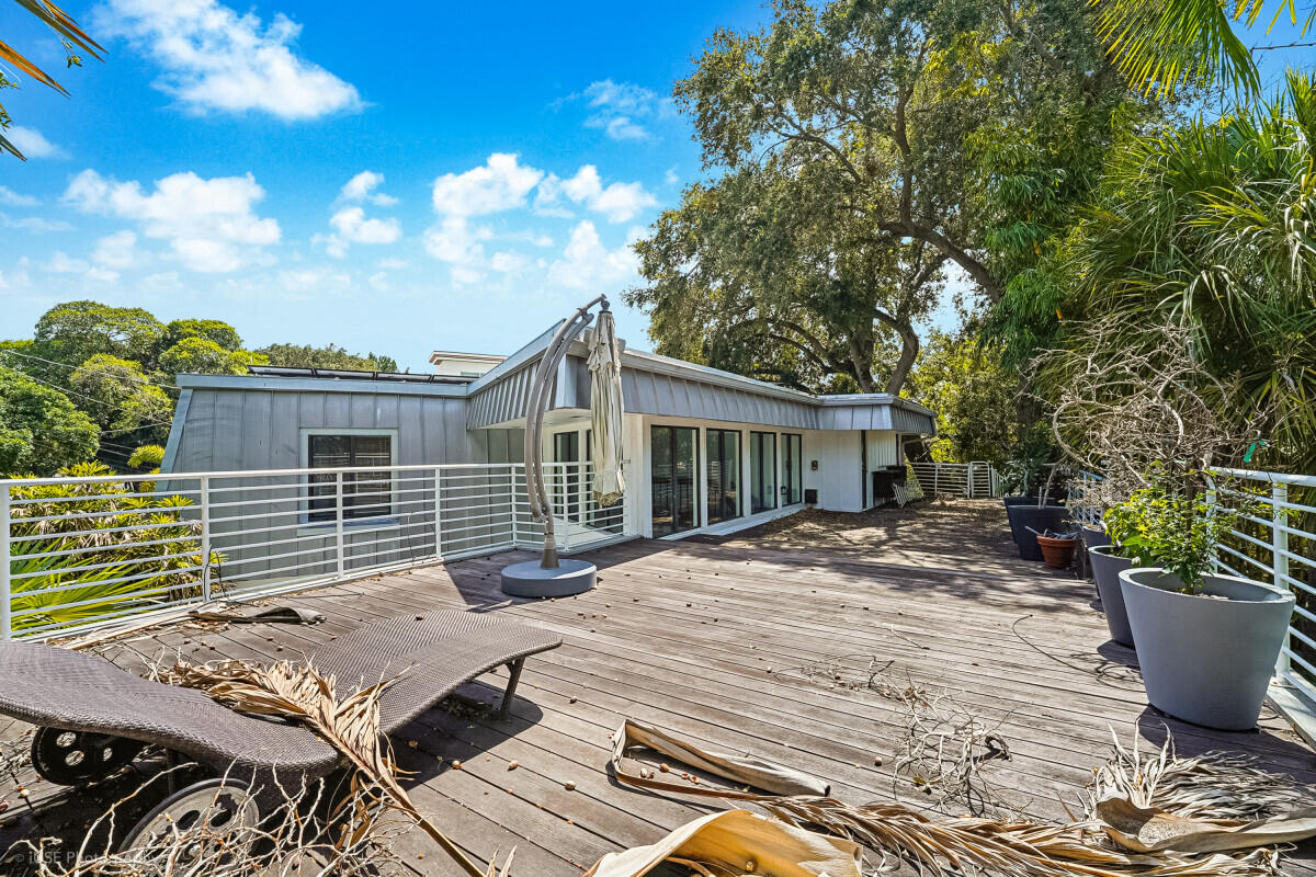 RIO VISTA ISLES - Residential