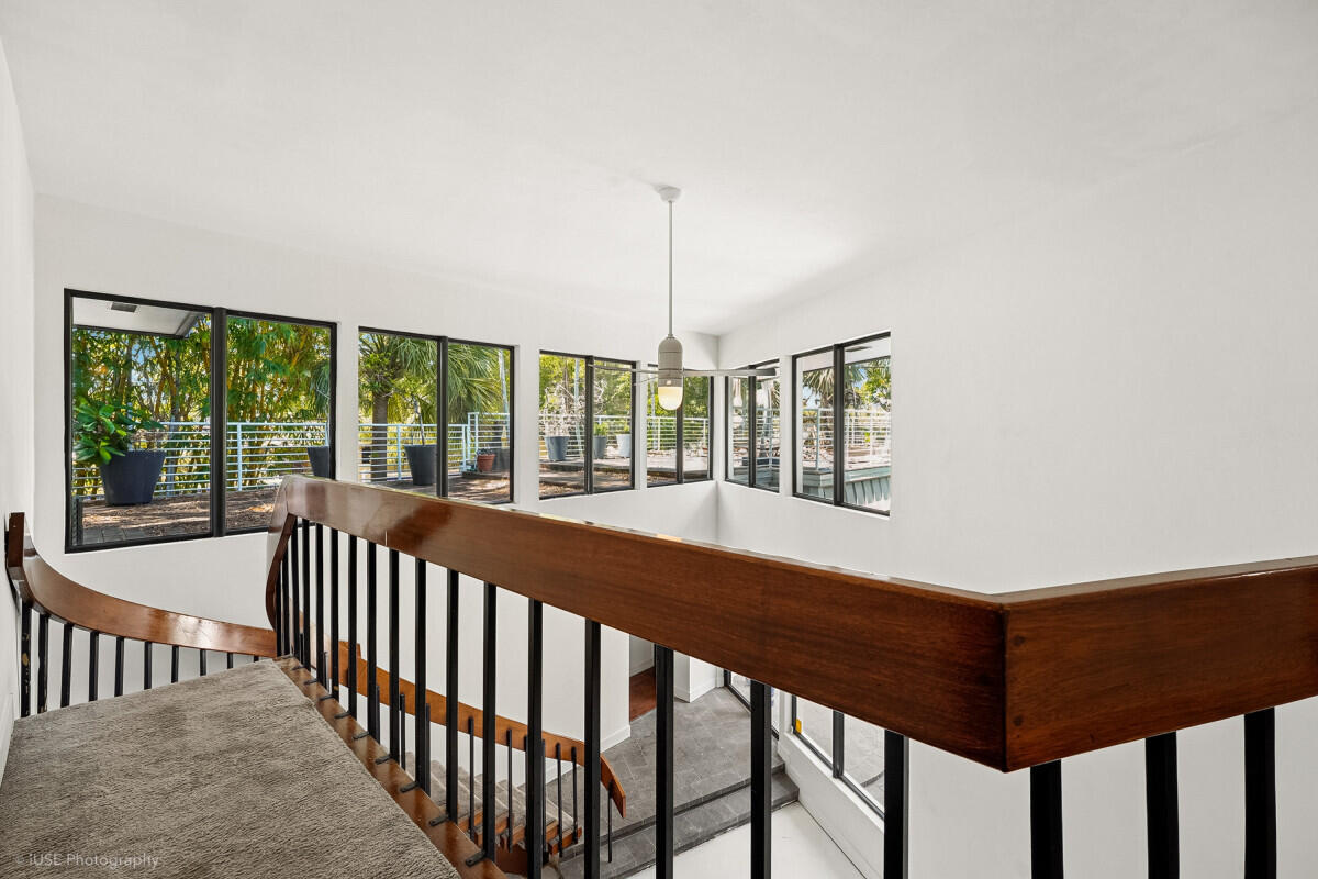 RIO VISTA ISLES - Residential