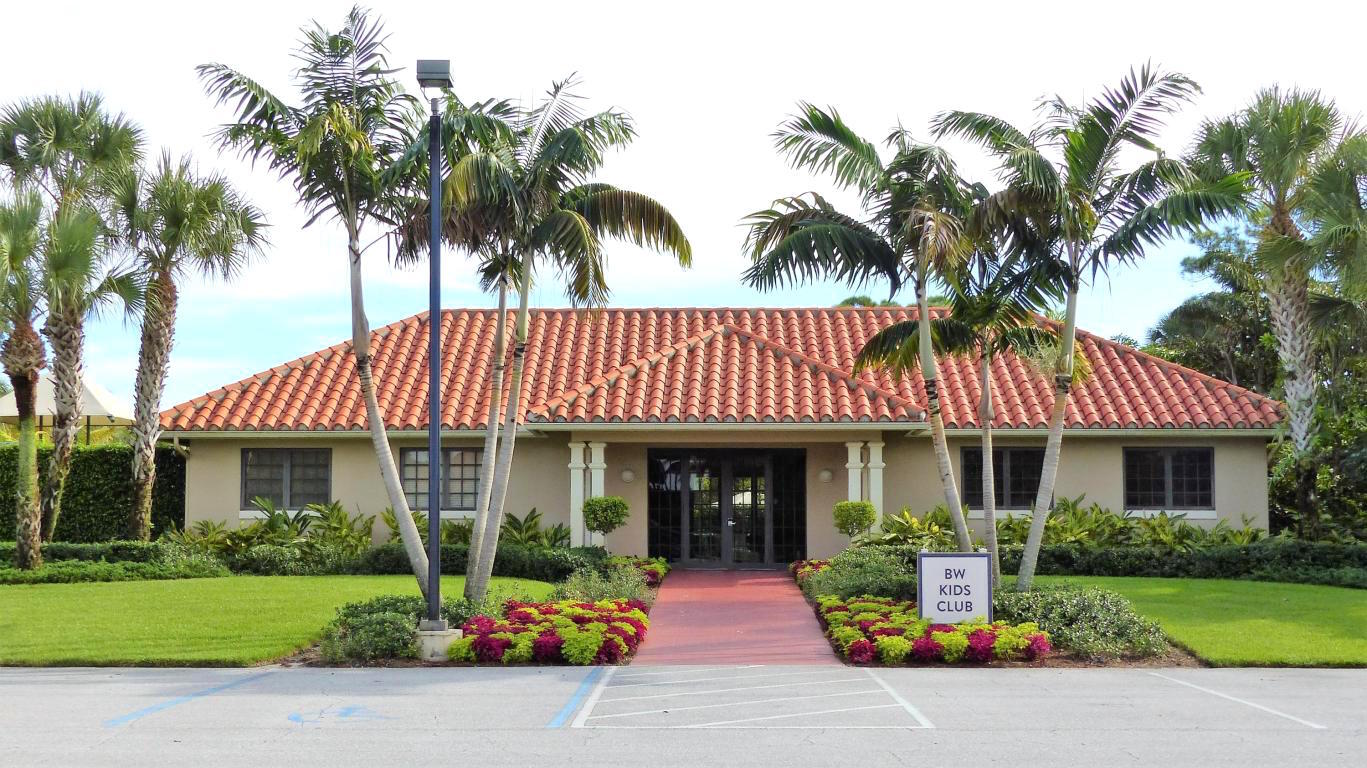 BREAKERS WEST - Residential