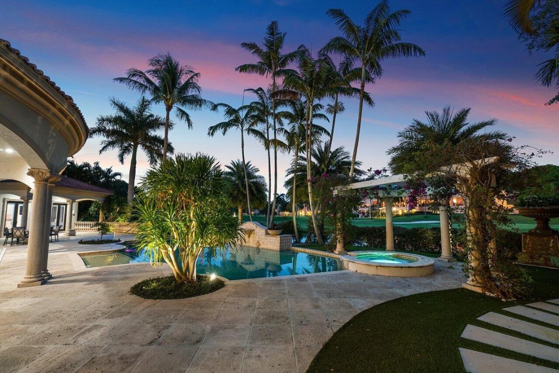 MIZNER LAKE ESTATES - Residential