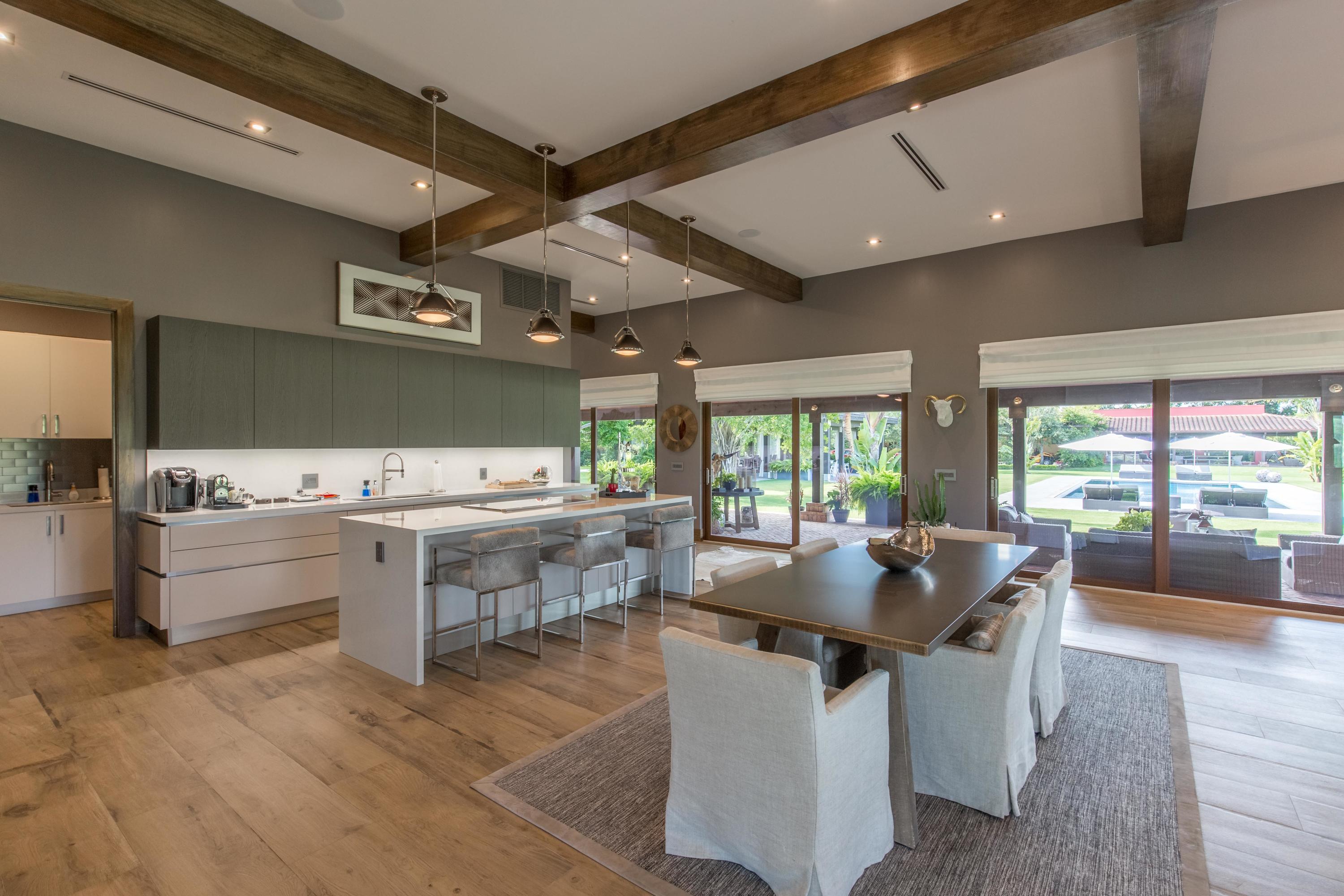 LAS PALMAS EQUESTRIAN - Residential