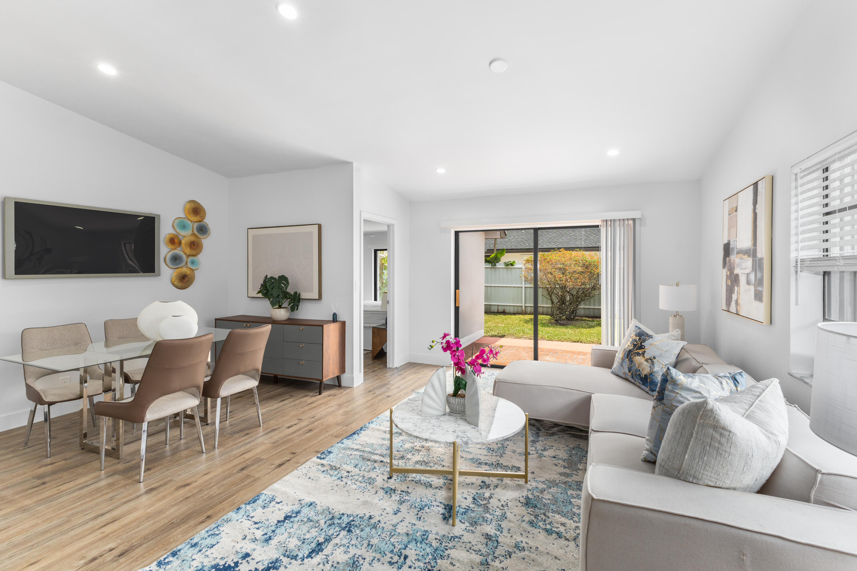 WOODS OF ROLLING HILLS - Residential