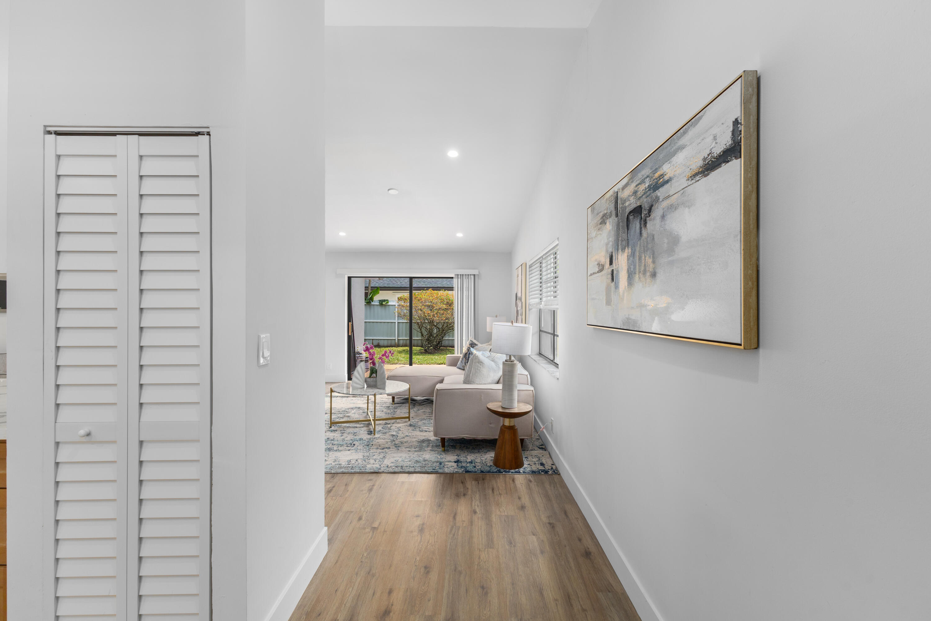 WOODS OF ROLLING HILLS - Residential