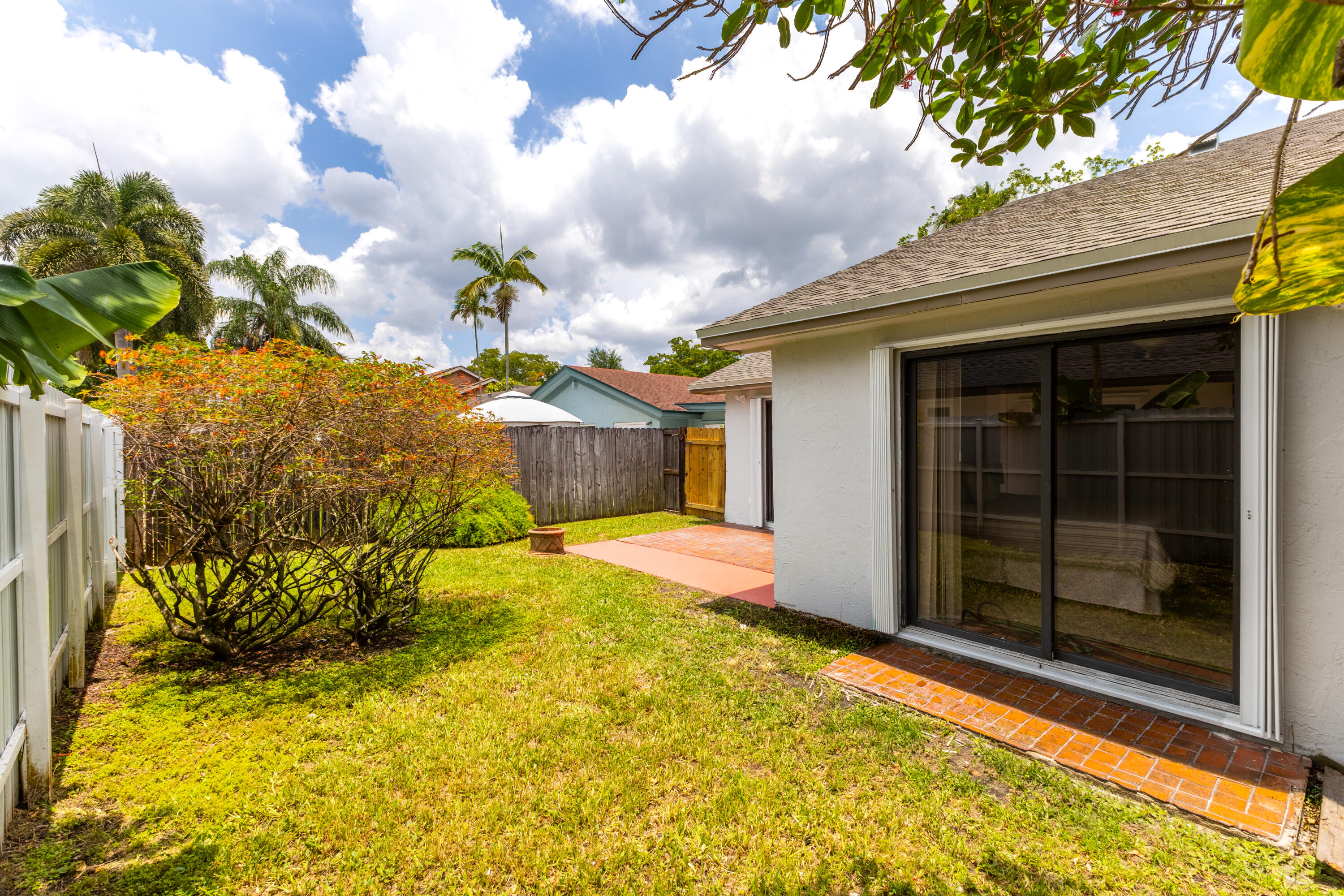 Beautifully reimagined 3/2 home located on cul-de-sac in the heart of Davie.  The interior features vaulted ceilings, excellent natural light & designer kitchen and baths.  Enjoy ultimate efficiency and safety with new roof, new AC, impact garage door & complete hurricane protection.  Home is nestled in an ideal location zoned for A+ rated schools.  Easy to show. Please use Showingtime to schedule showing Please submit offers to londonstreetrealty@gmail.
