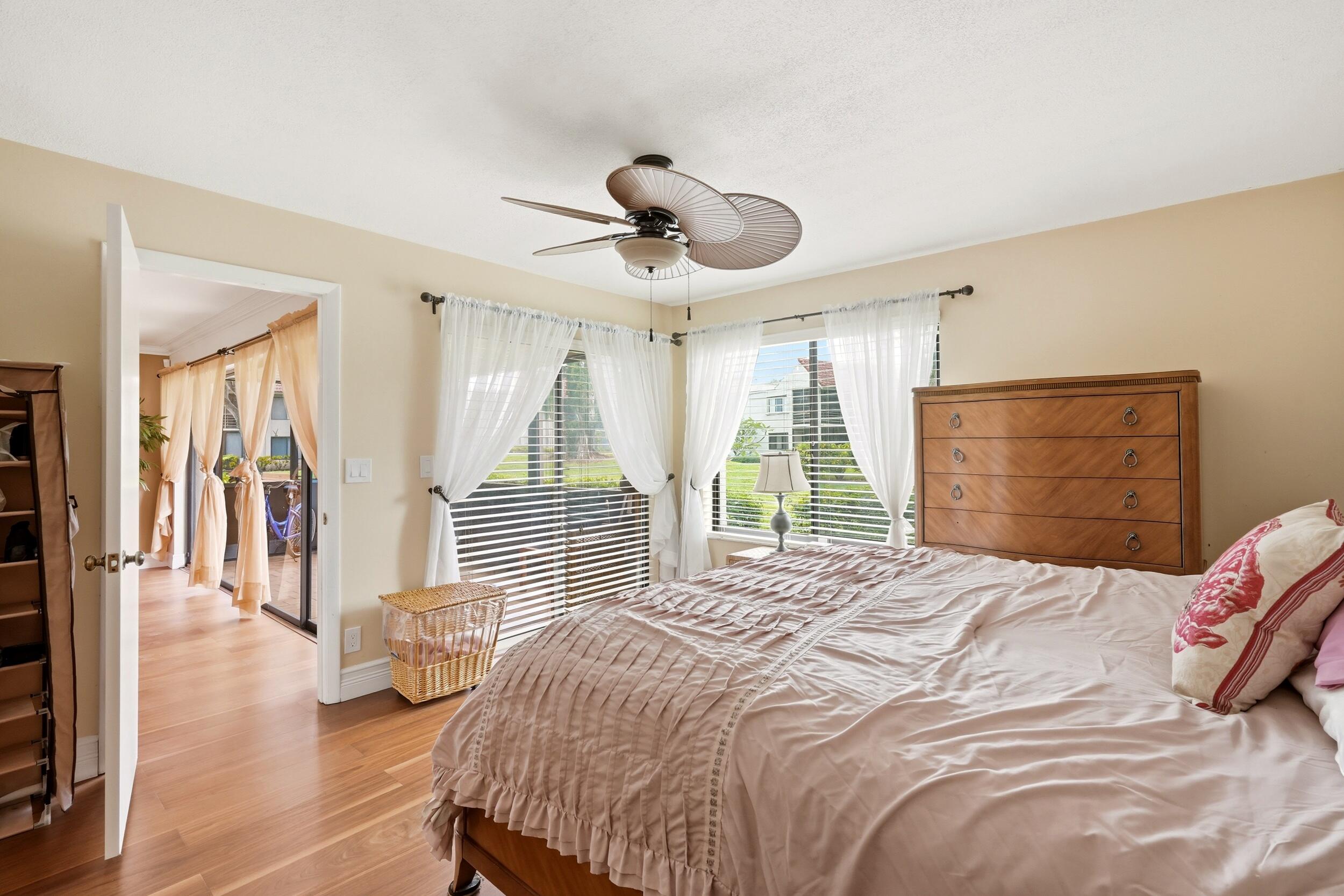 FAIRWAY PARK CONDO - Residential