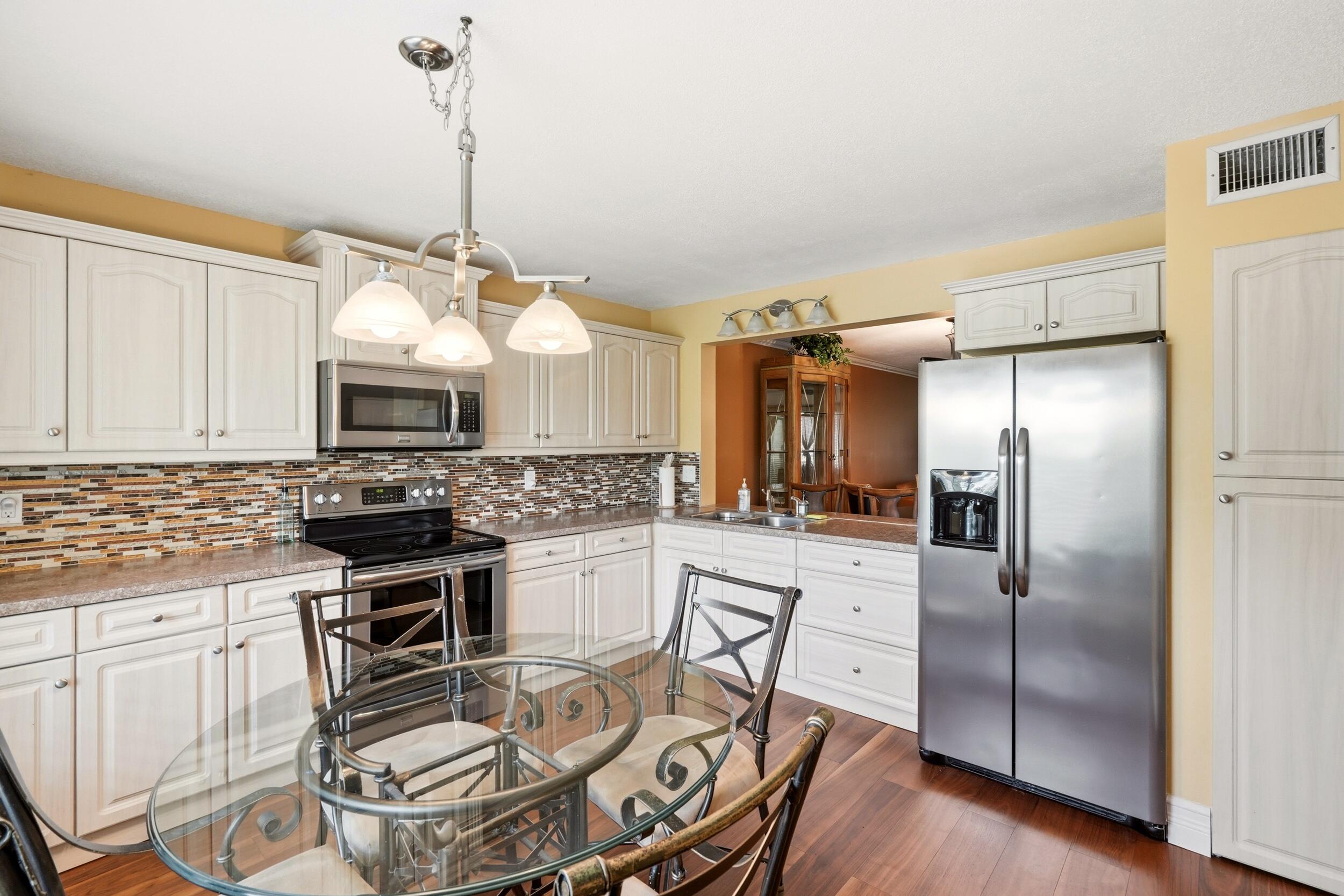 FAIRWAY PARK CONDO - Residential