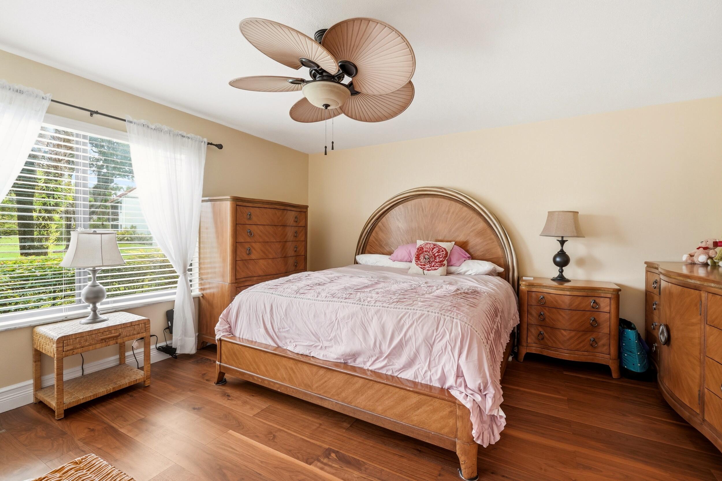 FAIRWAY PARK CONDO - Residential