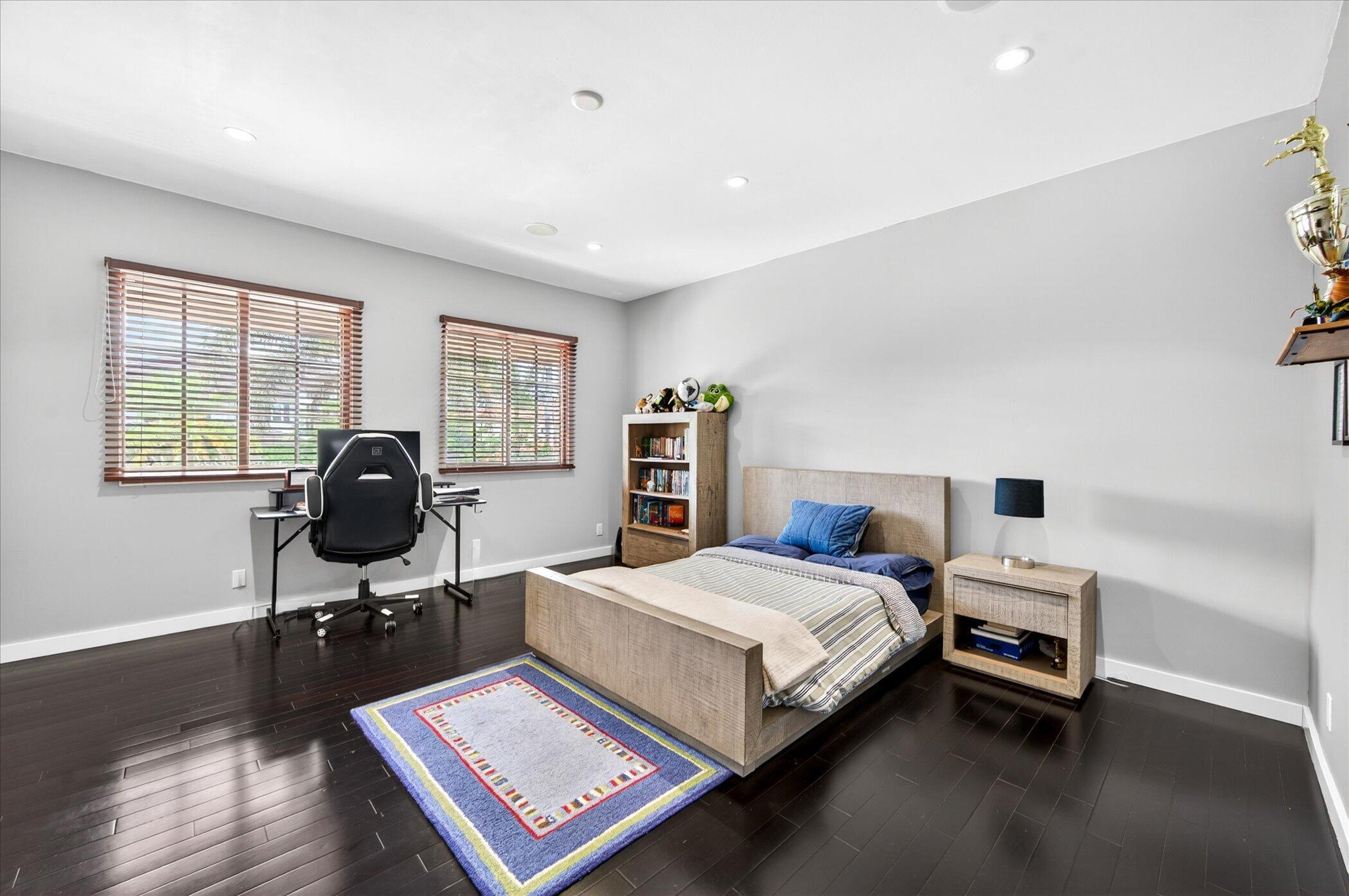 CORAL RIDGE - Residential