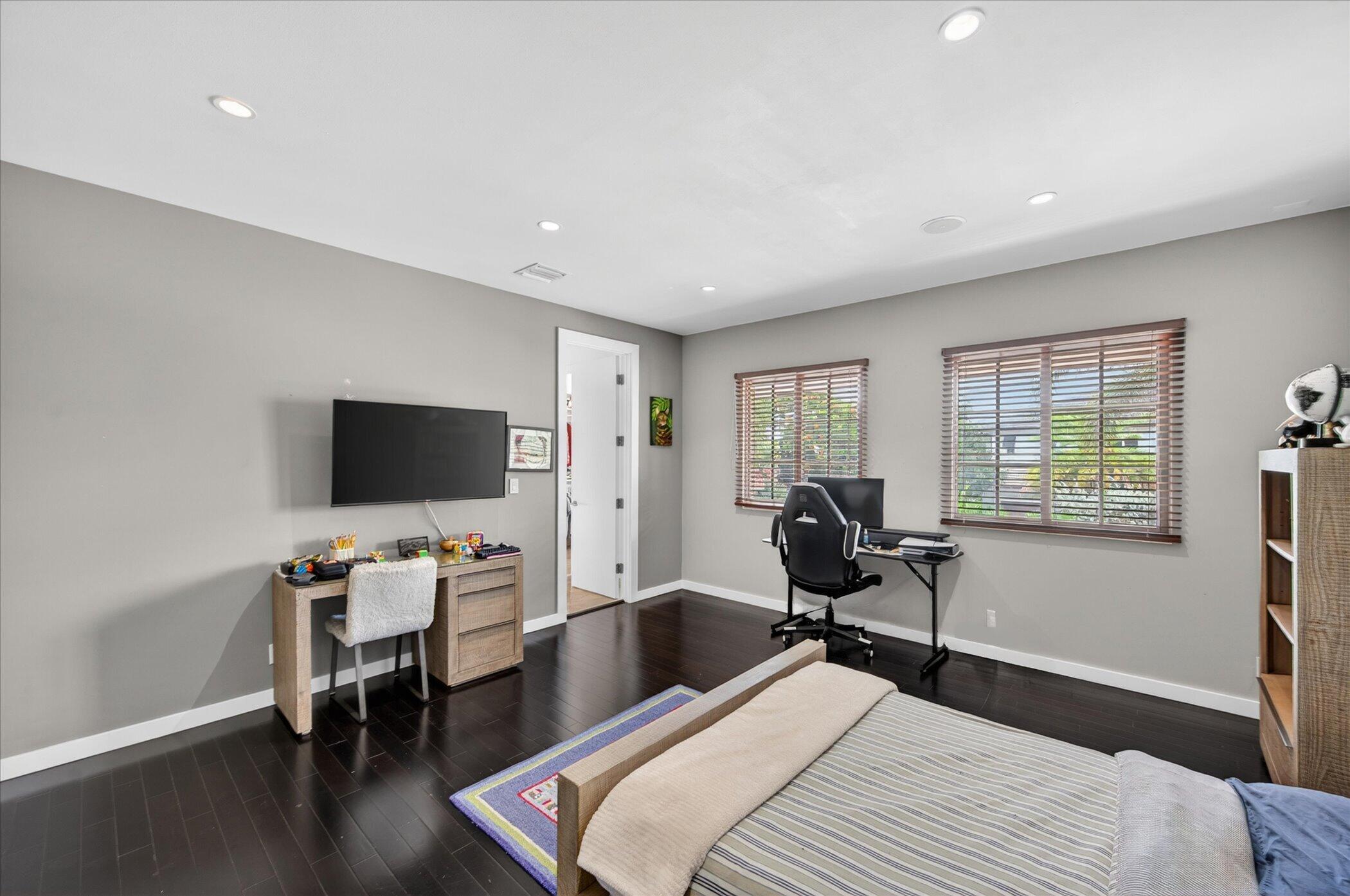CORAL RIDGE - Residential