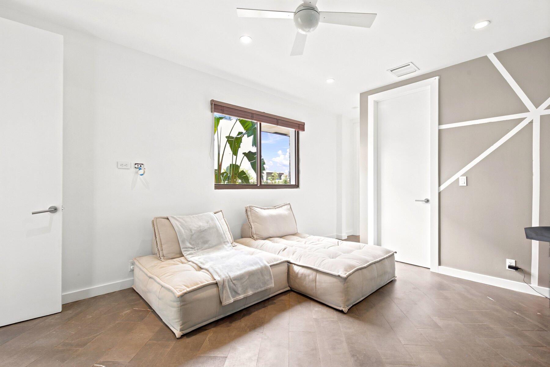 CORAL RIDGE - Residential