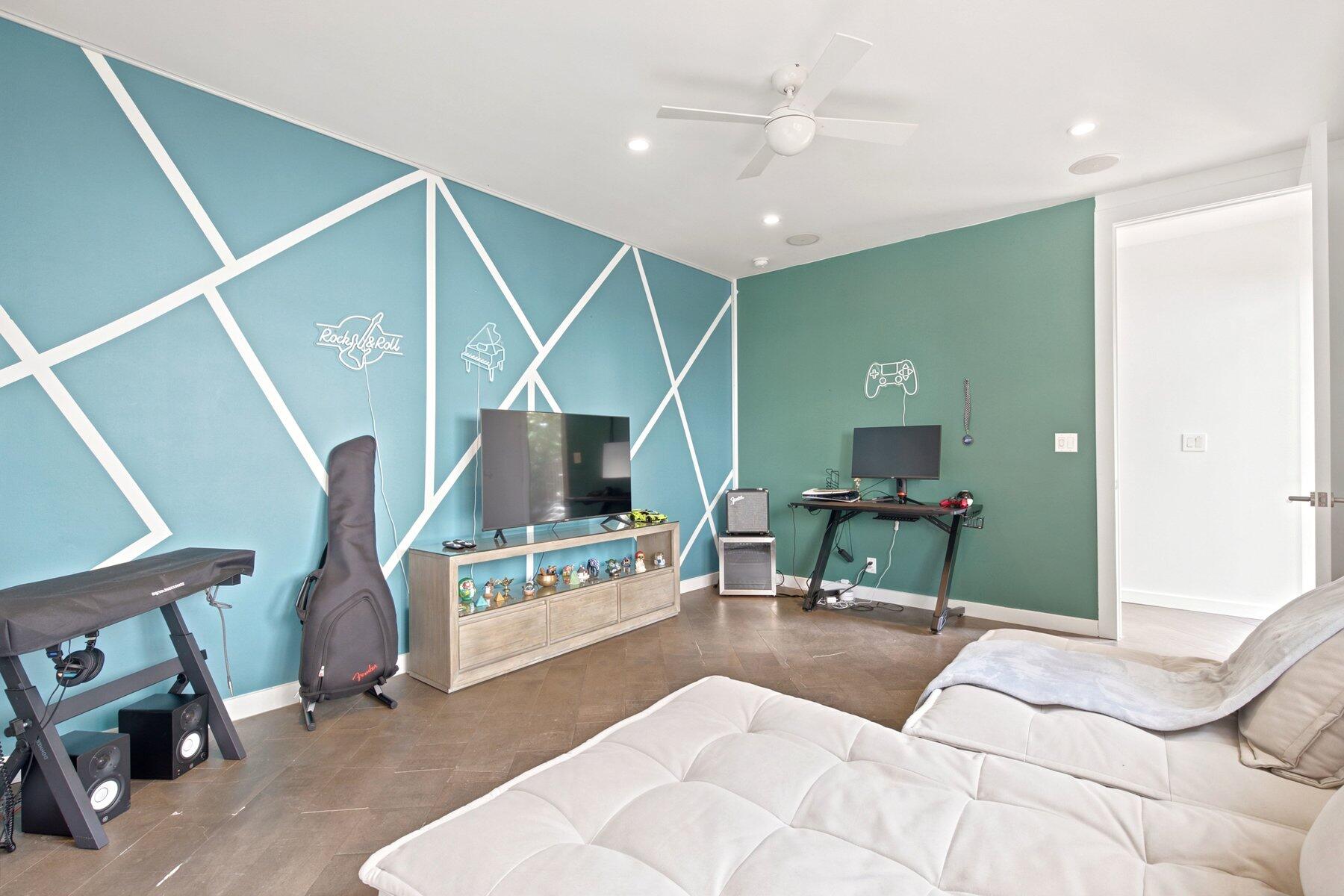 CORAL RIDGE - Residential