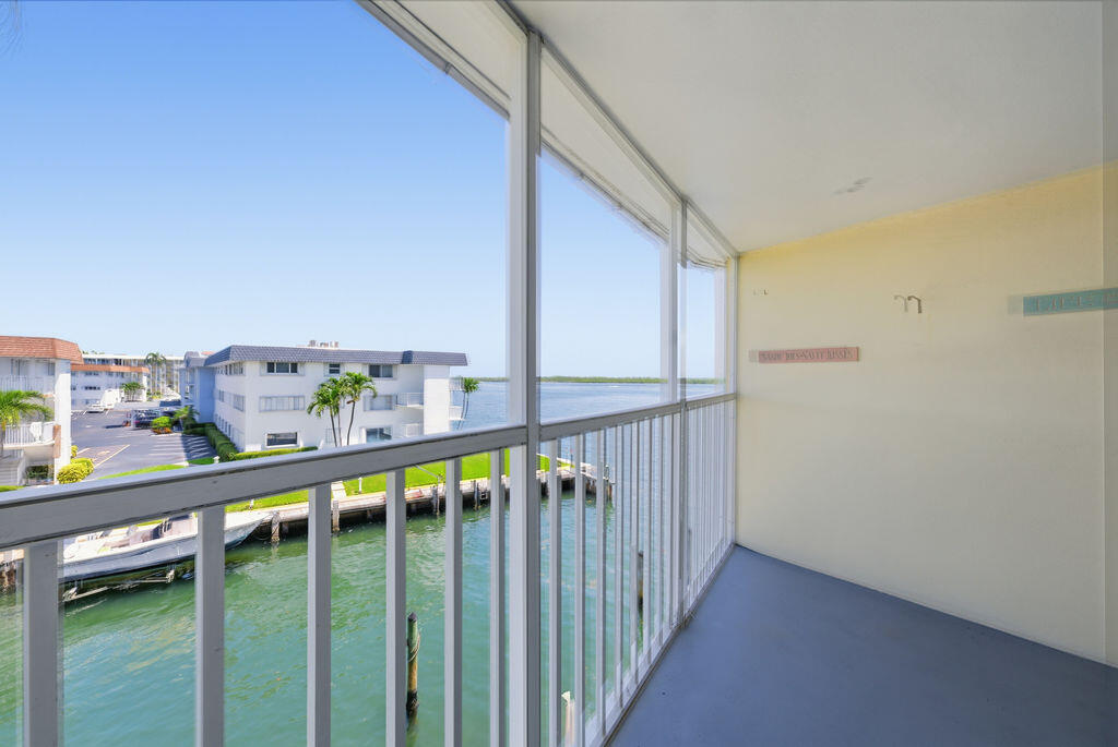 LAKE COLONY APTS ONE INC - Residential