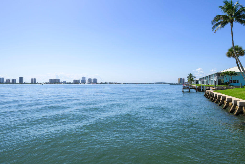 LAKE COLONY APTS ONE INC - Residential