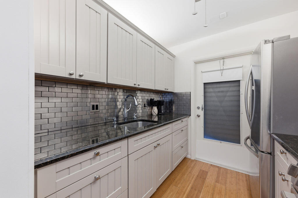 LAKE COLONY APTS ONE INC - Residential