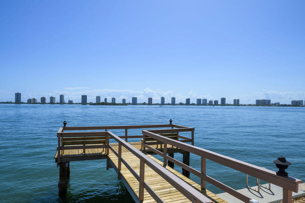 LAKE COLONY APTS ONE INC - Residential