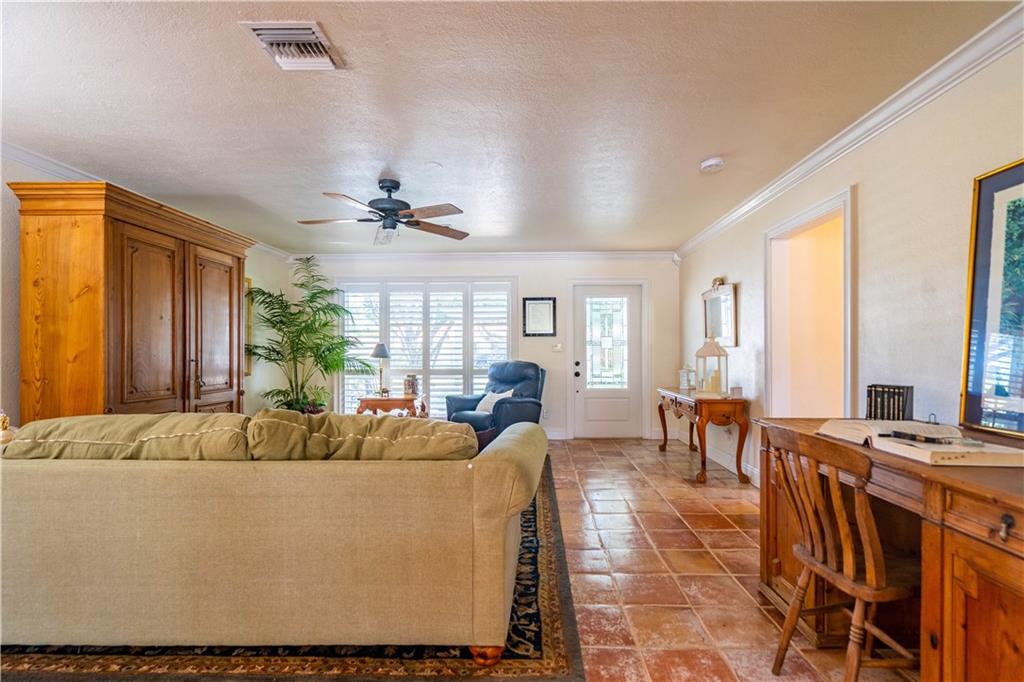 Hillsboro Isles 29-4 B - Residential