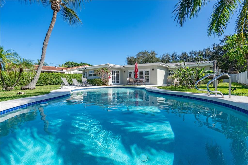 Hillsboro Isles 29-4 B - Residential