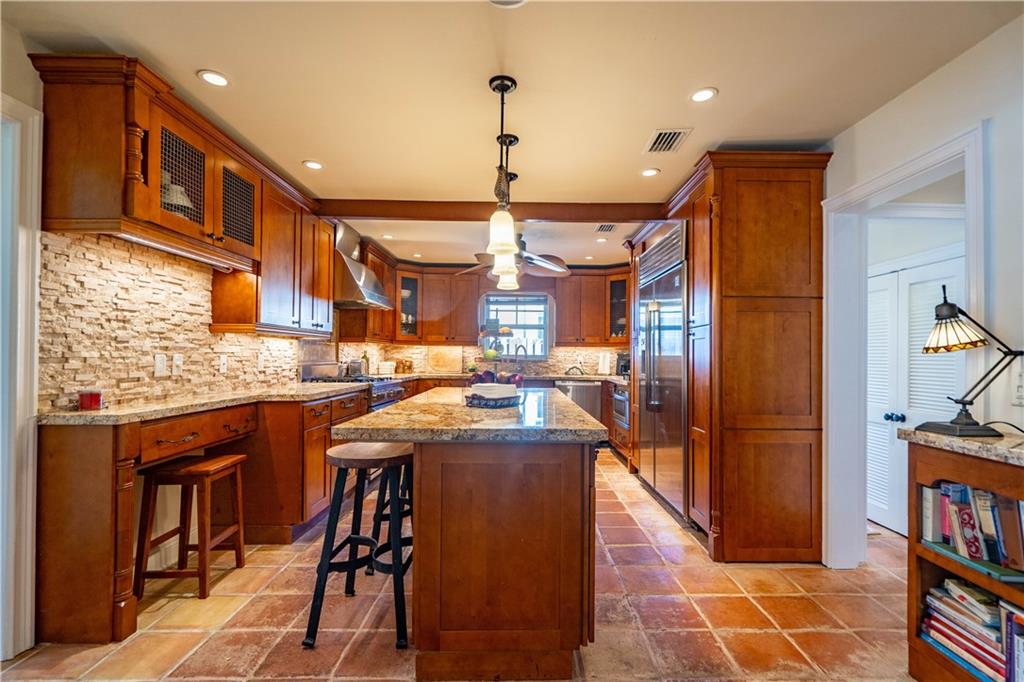Hillsboro Isles 29-4 B - Residential
