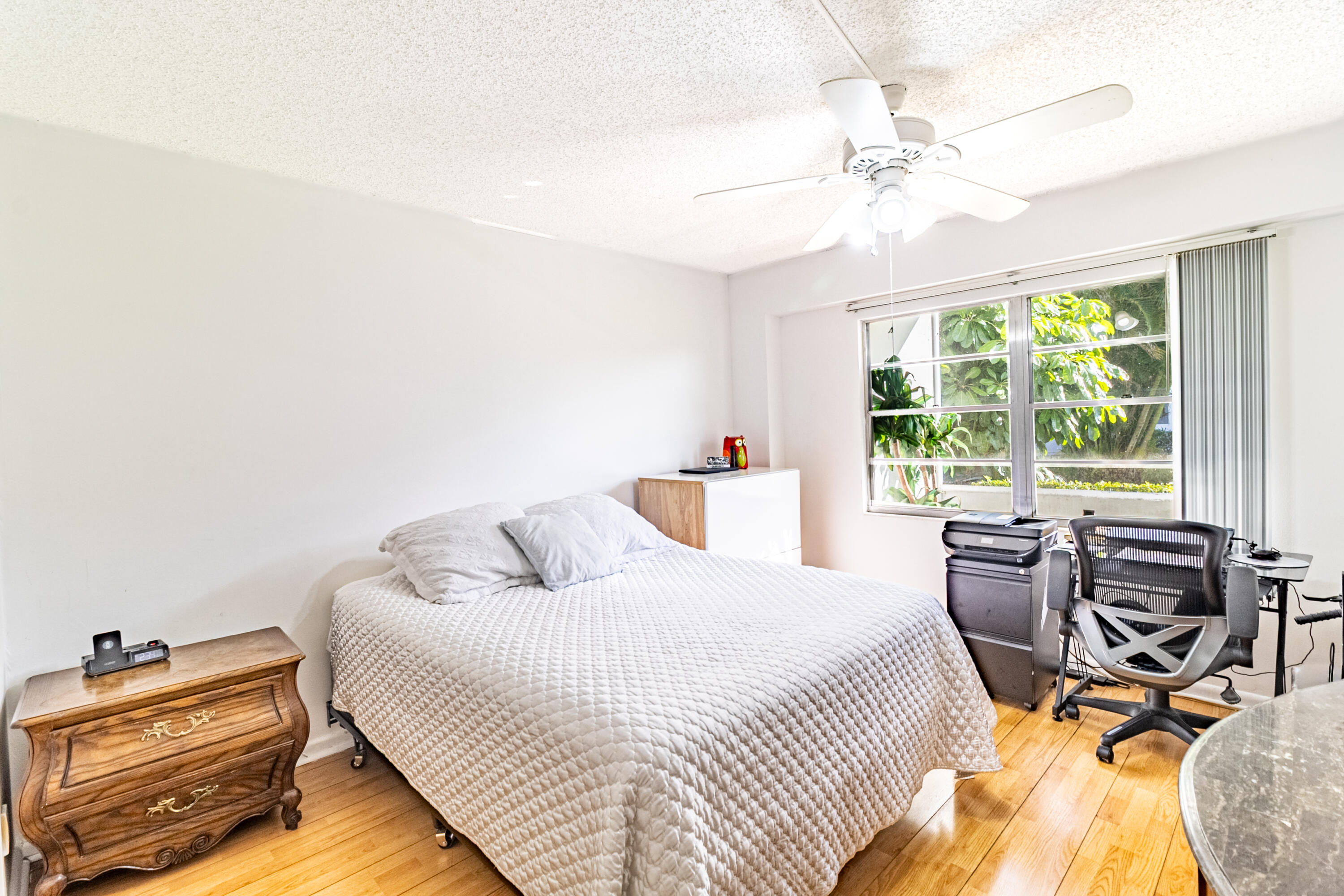 FANSHAW AT CENTURY VILLAGE CONDO - Residential