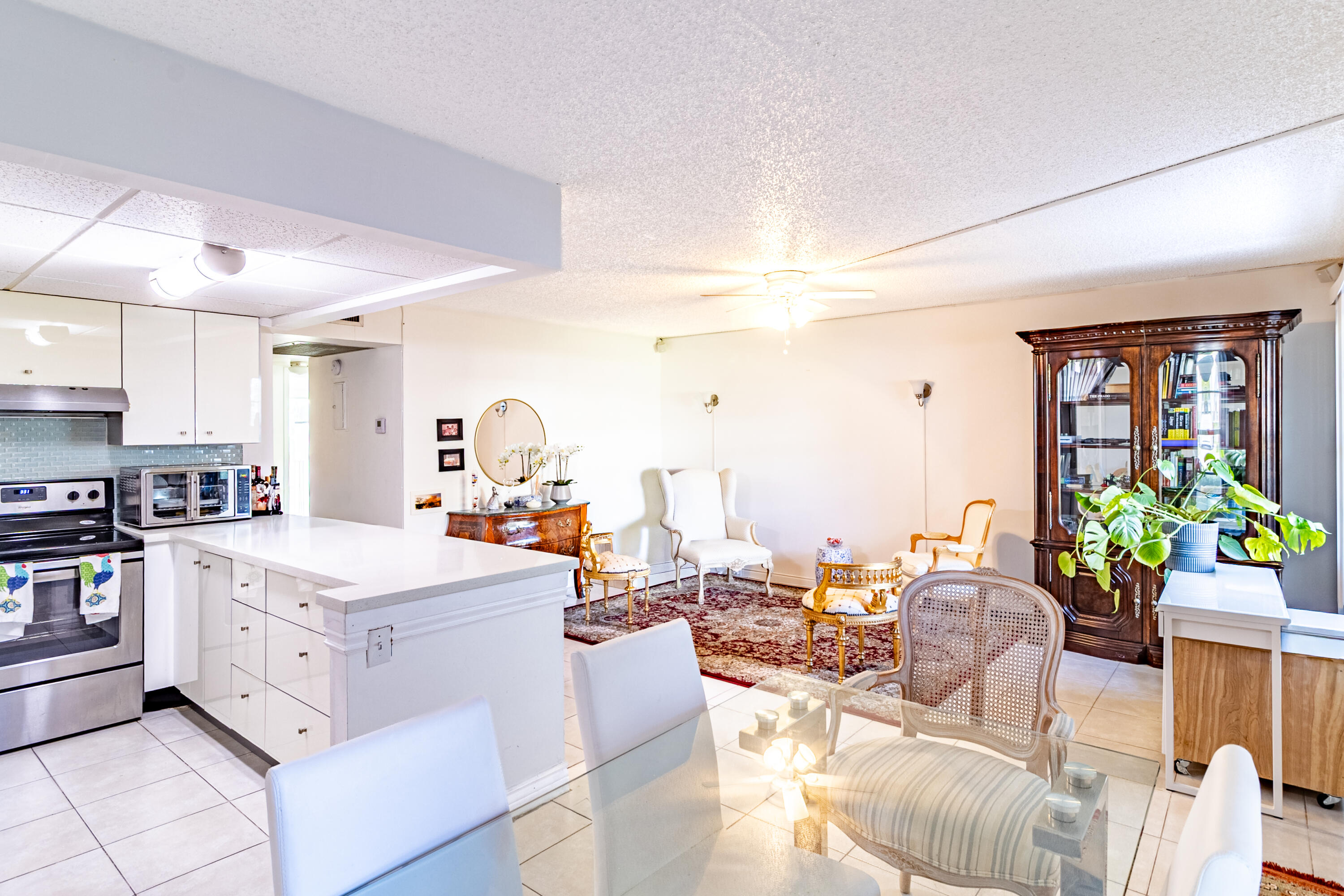 FANSHAW AT CENTURY VILLAGE CONDO - Residential