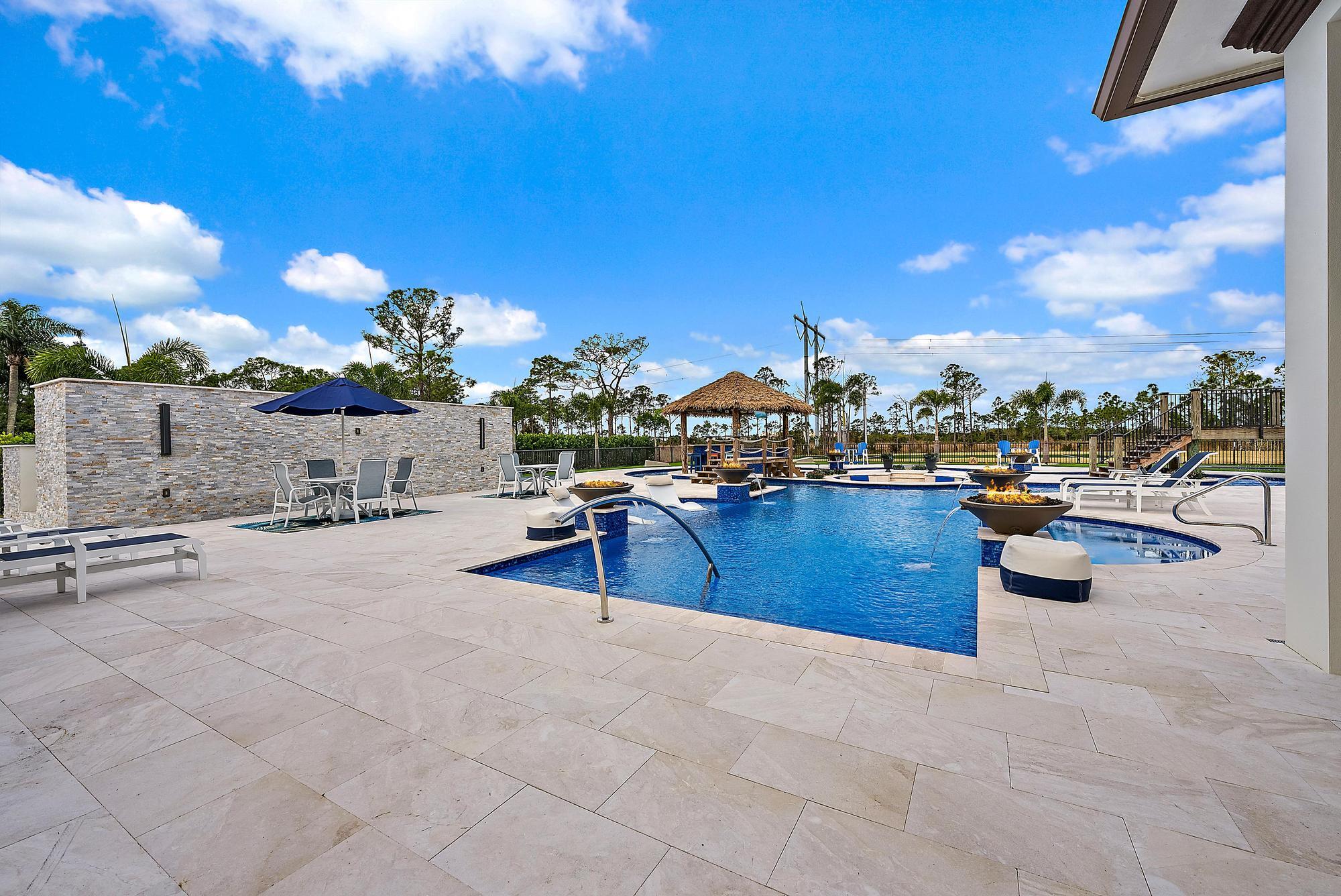SABAL CREEK - Residential