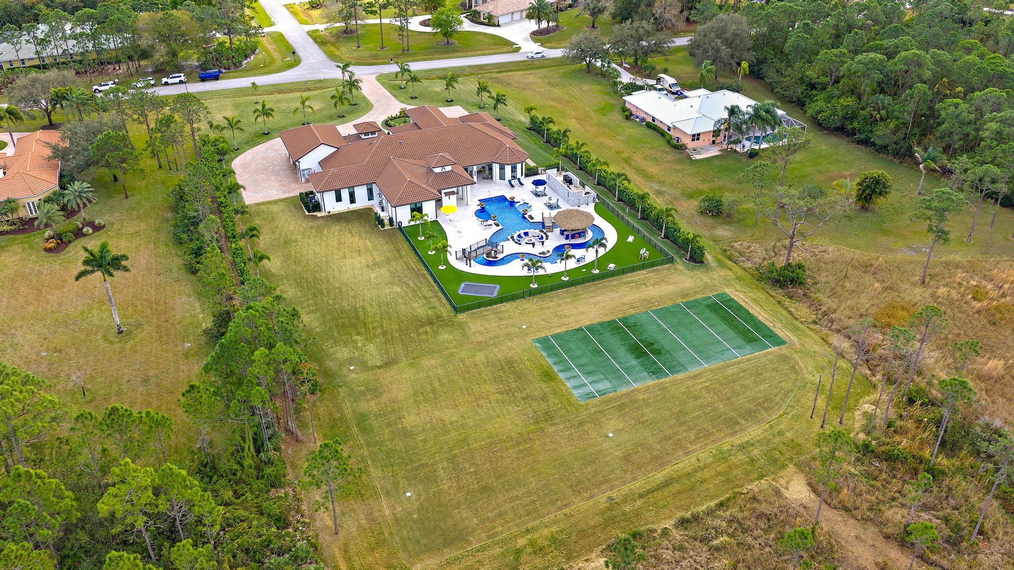 SABAL CREEK - Residential