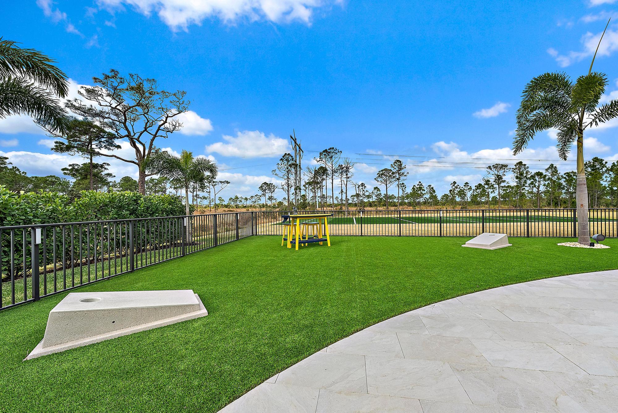 SABAL CREEK - Residential