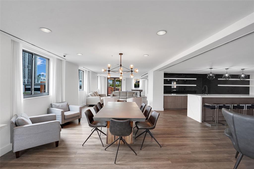 WAVERLY AT LAS OLAS CONDO - Residential