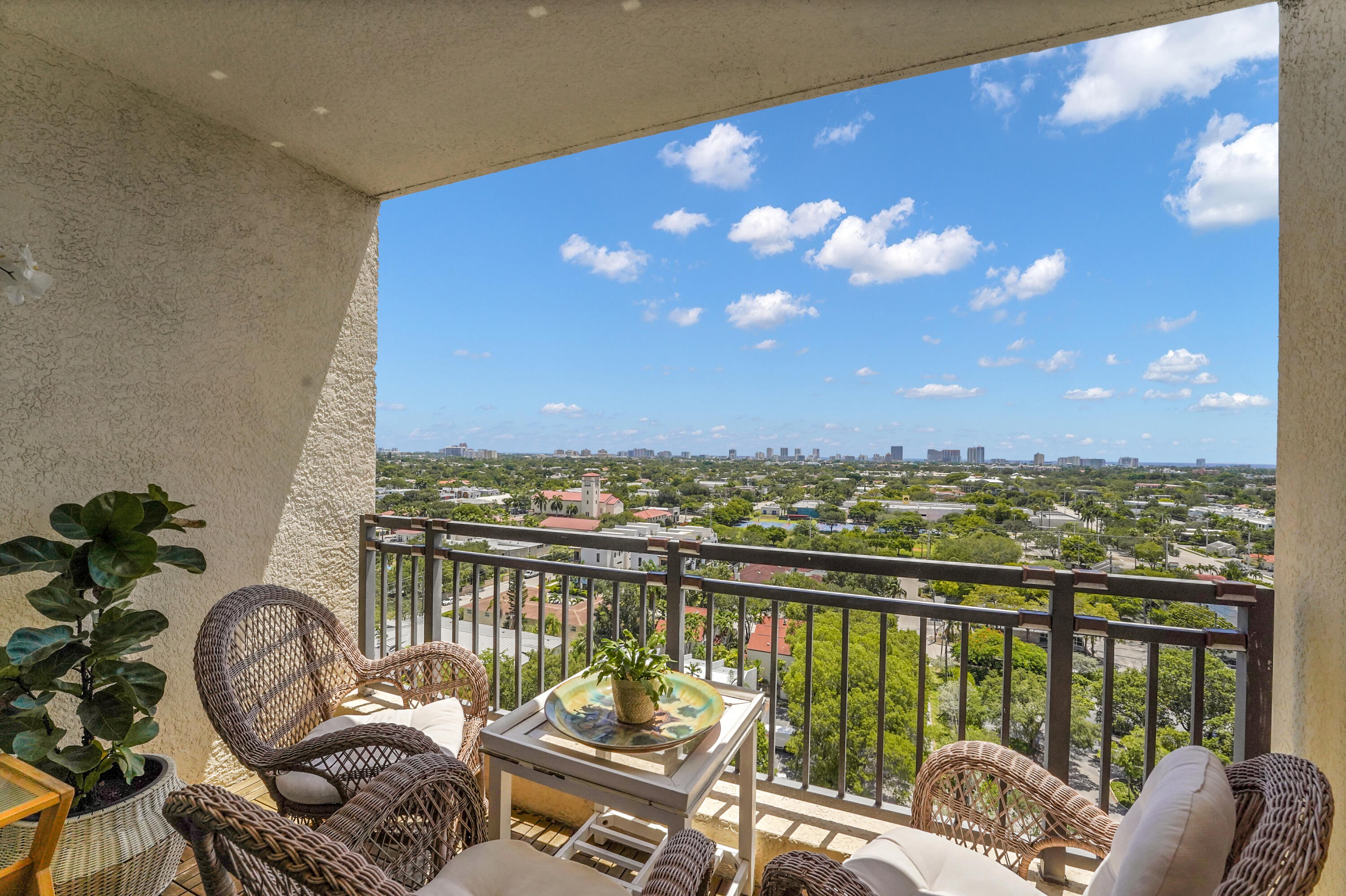 WAVERLY AT LAS OLAS CONDO - Residential