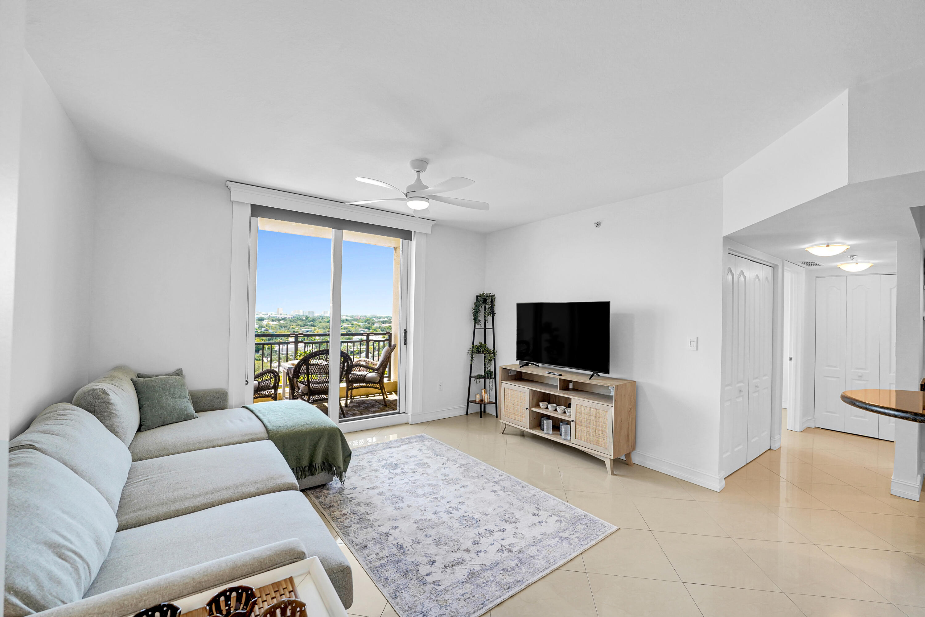 WAVERLY AT LAS OLAS CONDO - Residential