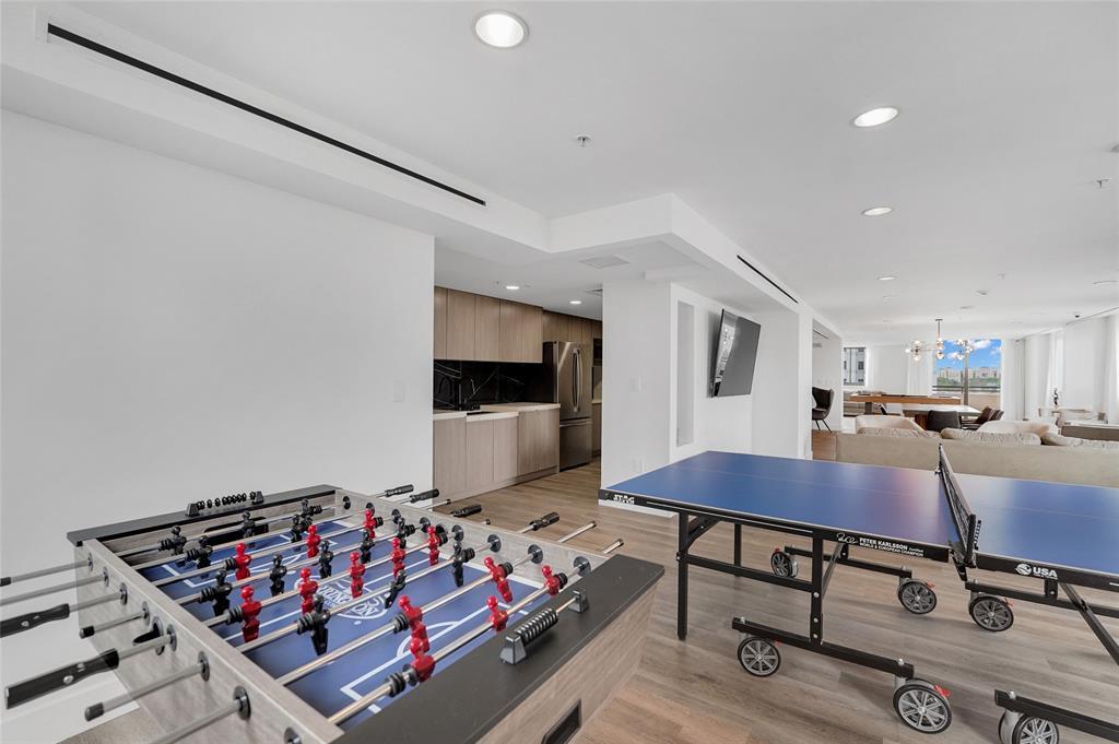 WAVERLY AT LAS OLAS CONDO - Residential