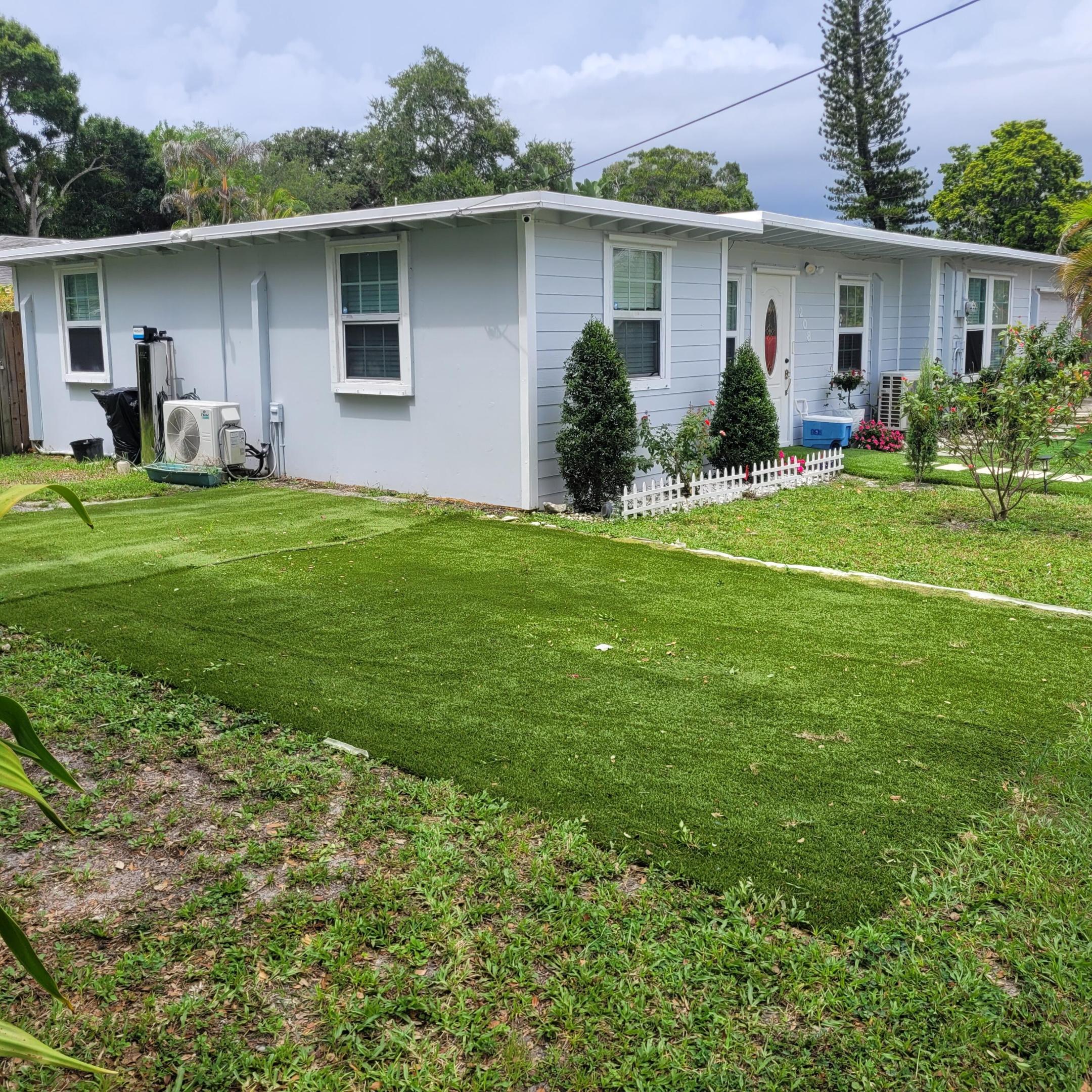 PINE GARDENS - Residential