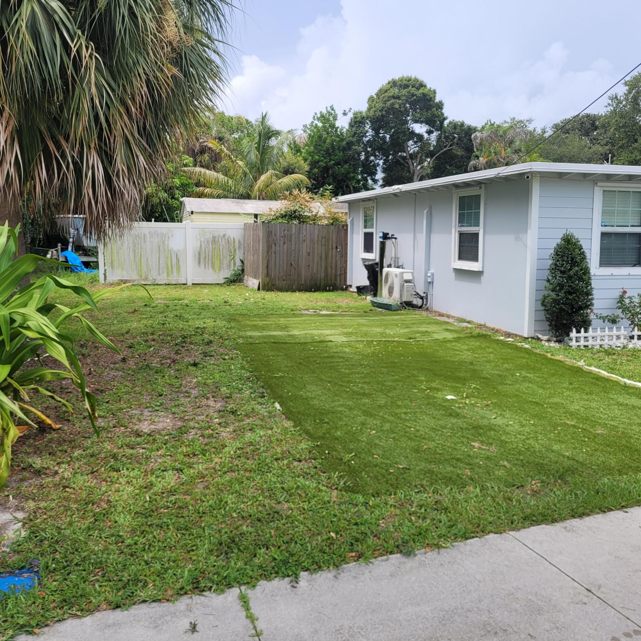 PINE GARDENS - Residential
