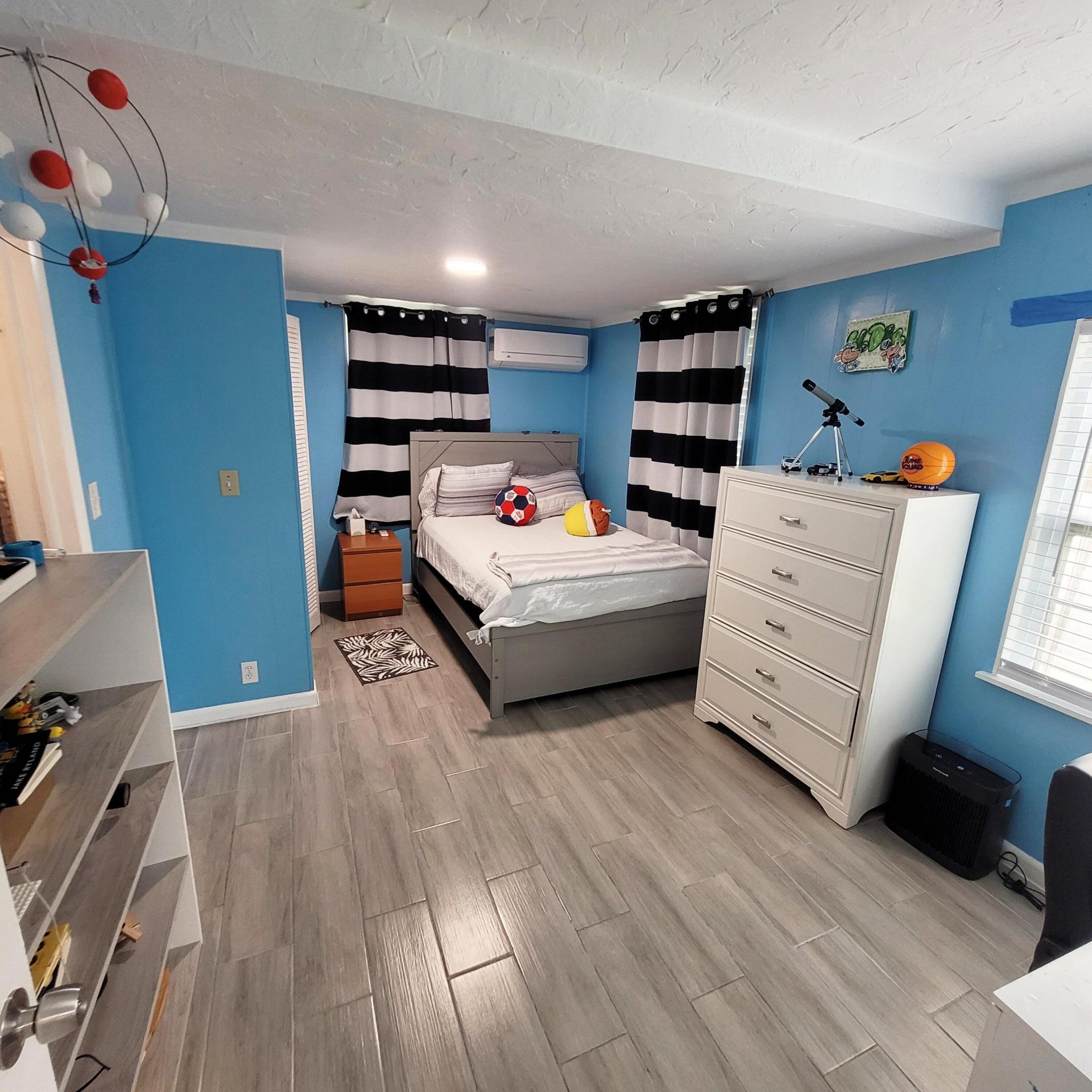 PINE GARDENS - Residential
