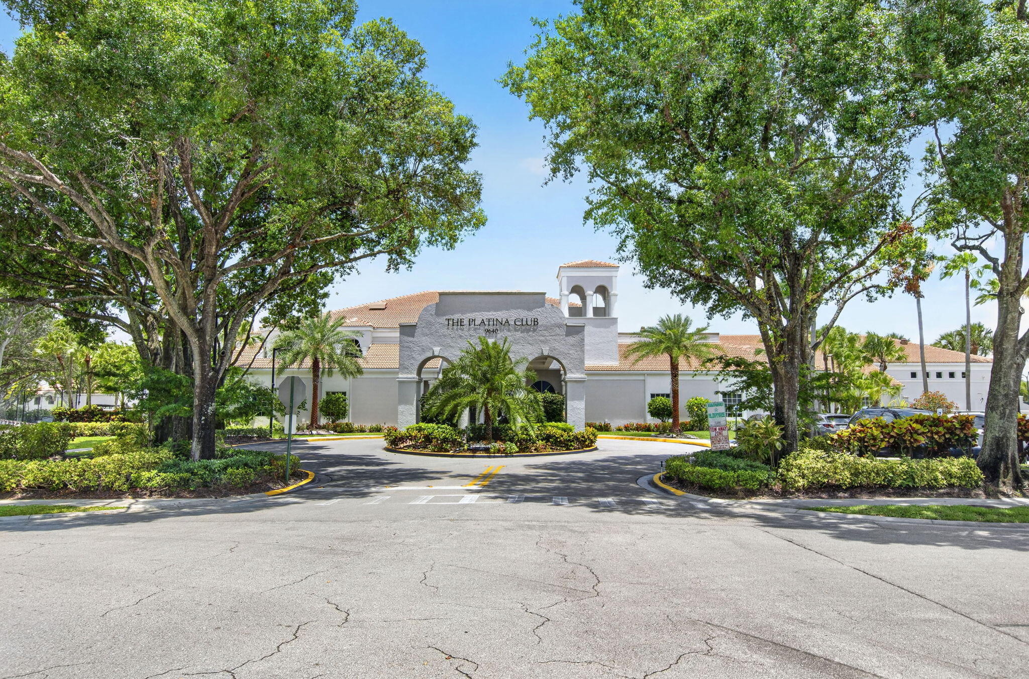 GIARDINO VILLAGE CONDOS - Residential