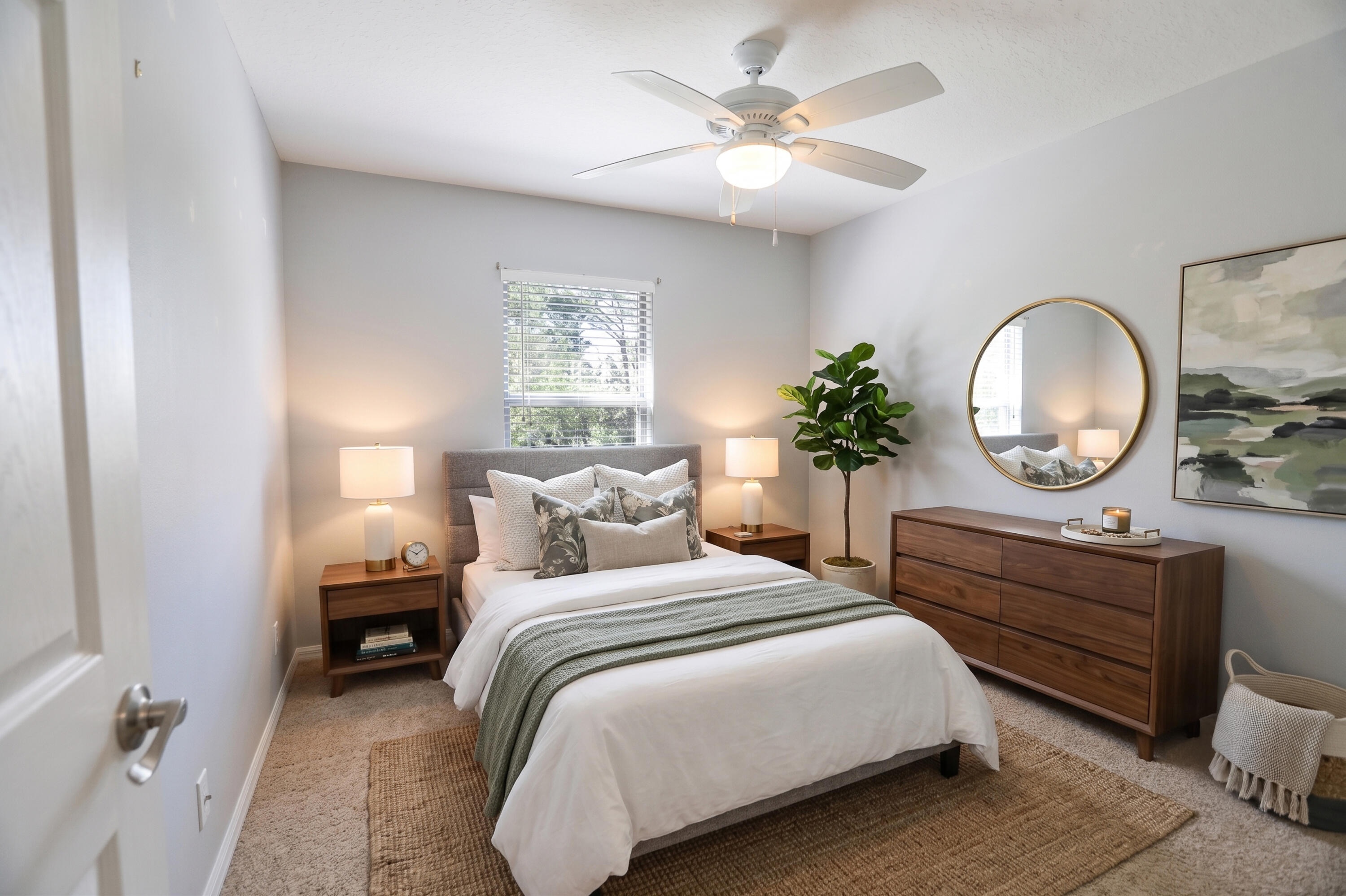CAMBRIDGE TOWNHOMES - Residential