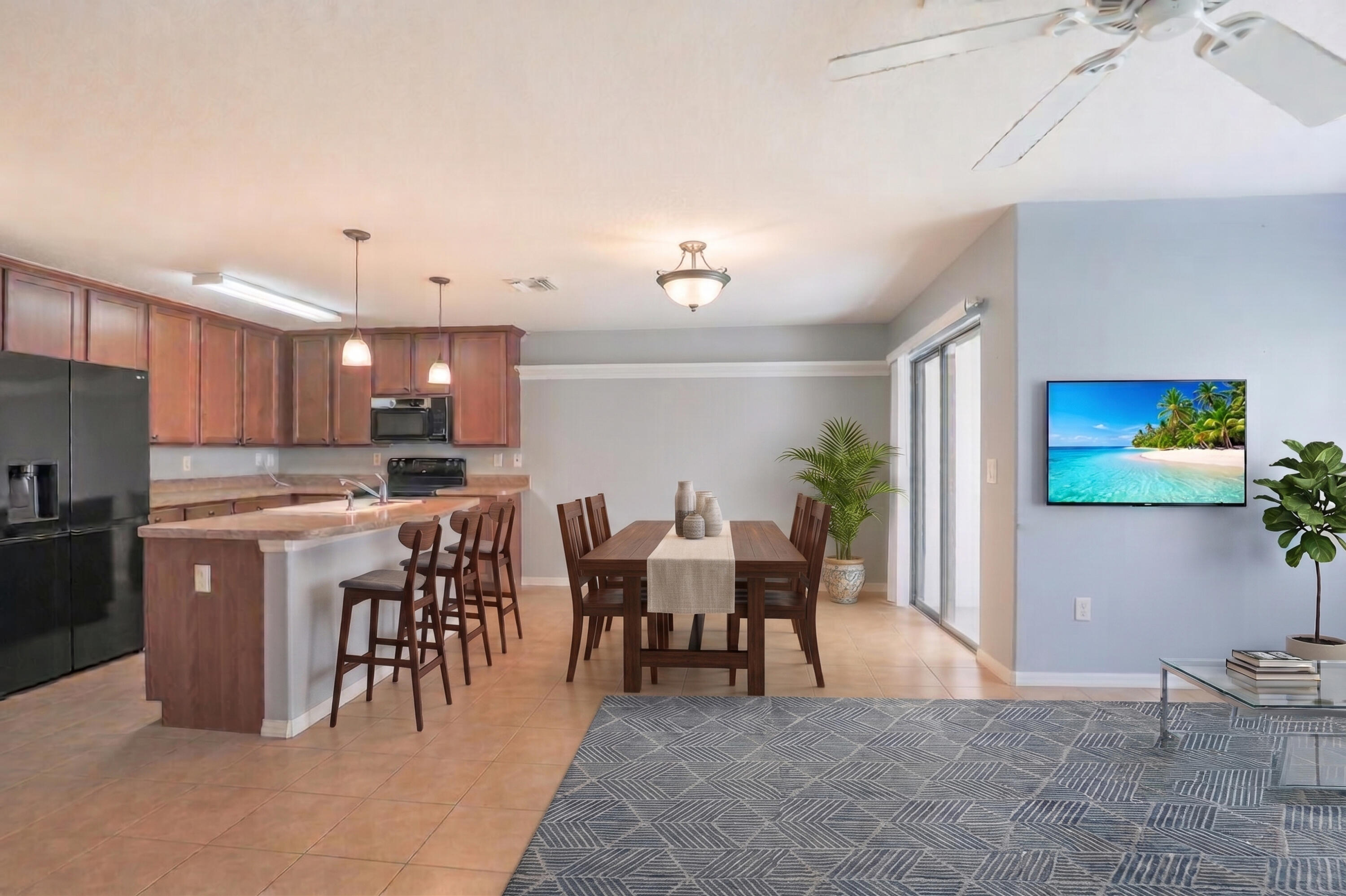 CAMBRIDGE TOWNHOMES - Residential