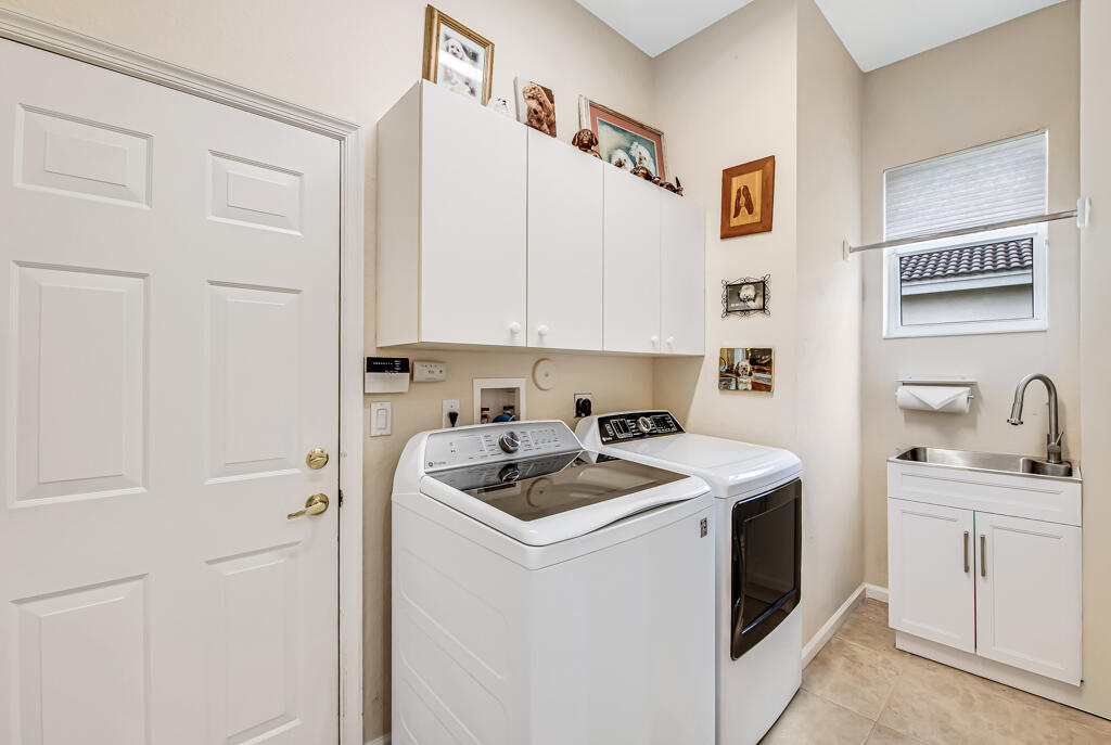 Venetian Isles - Residential