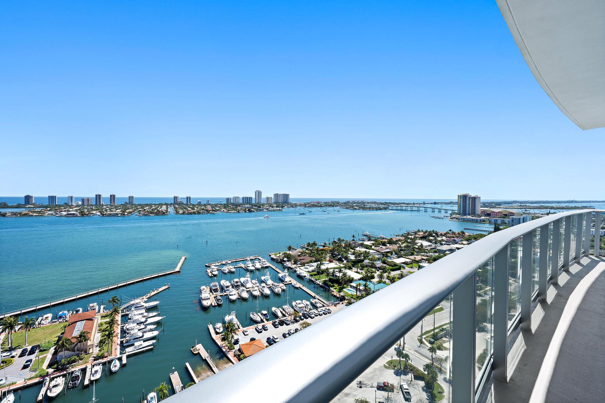 Nautilus 220 Condominium - Residential