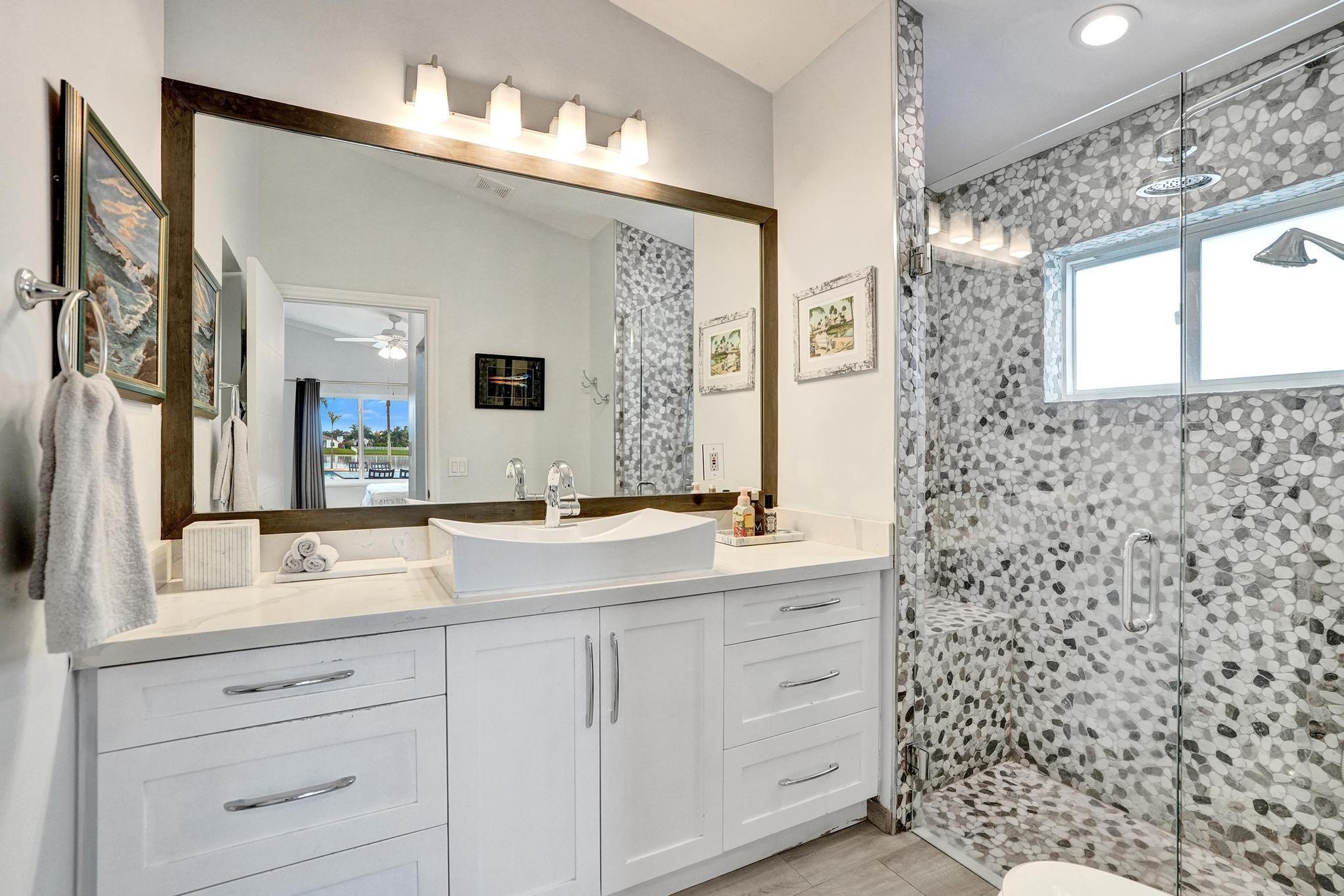 PEMBROKE FALLS PHASE 6 - Residential
