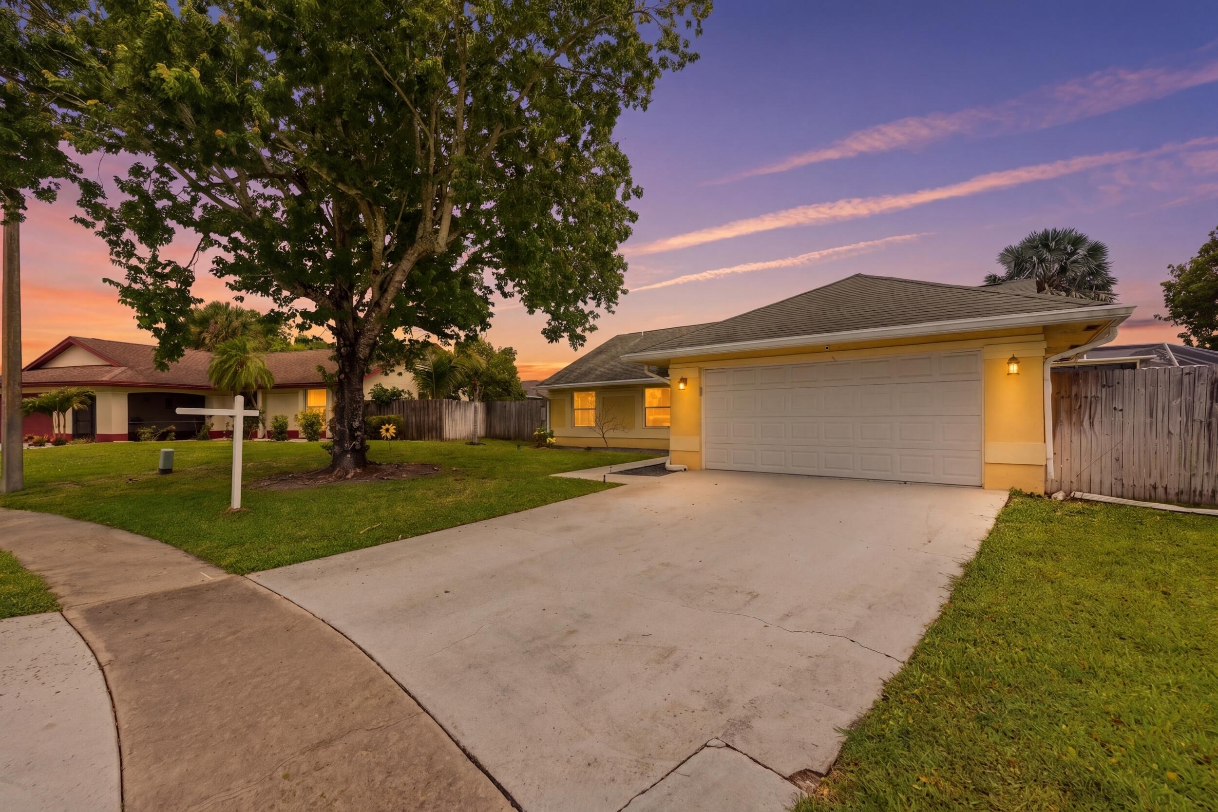HUNTINGTON WOODS - Residential