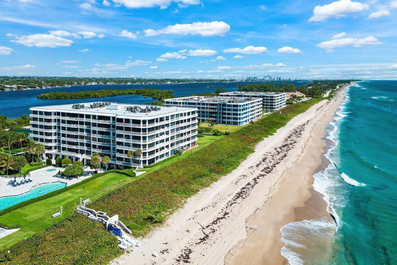 TWENTY ONE HUNDRED CONDO - Residential