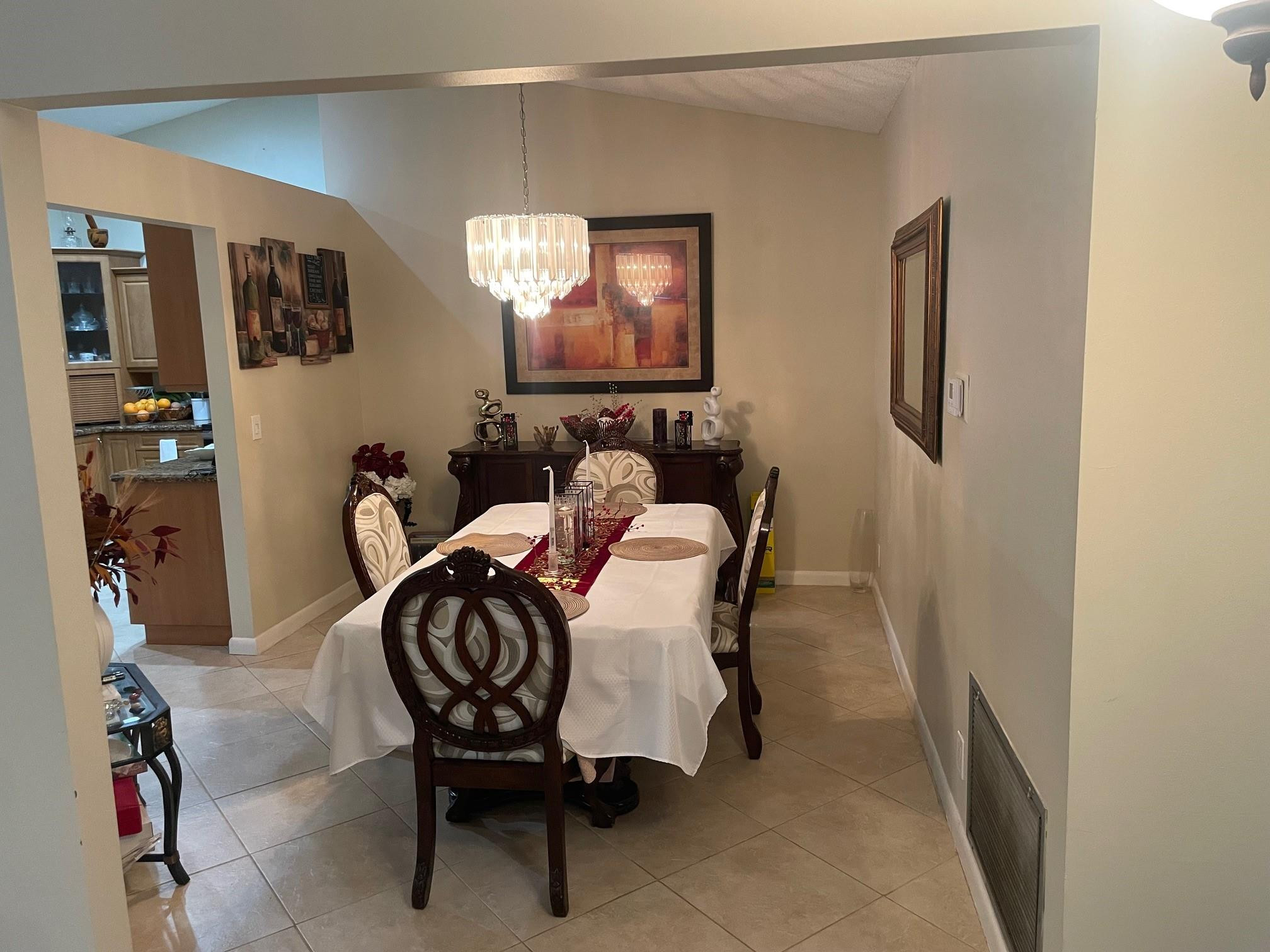 West Glen 128-3 B - Residential