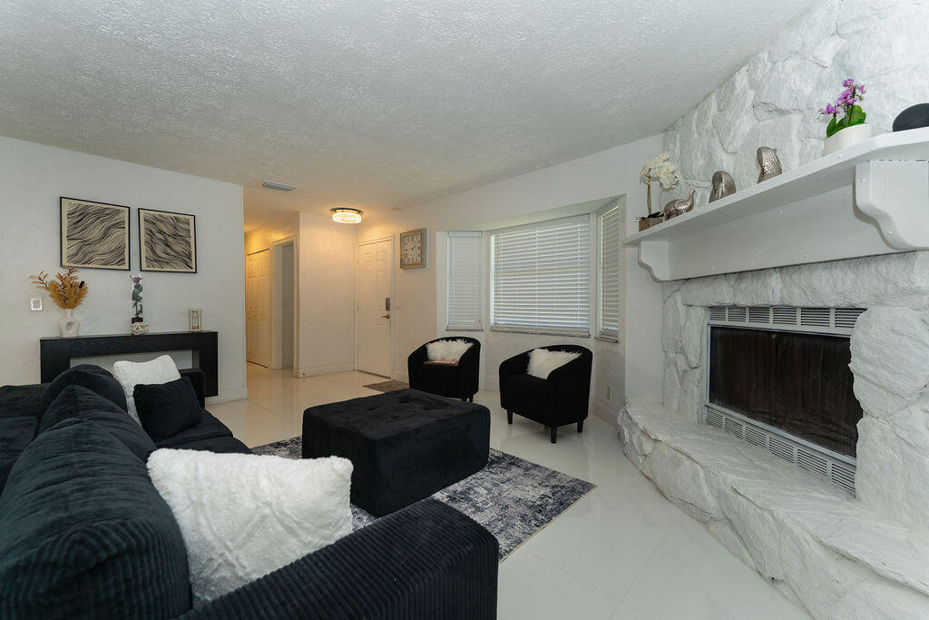PORT ST LUCIE SECTION 12 - Residential