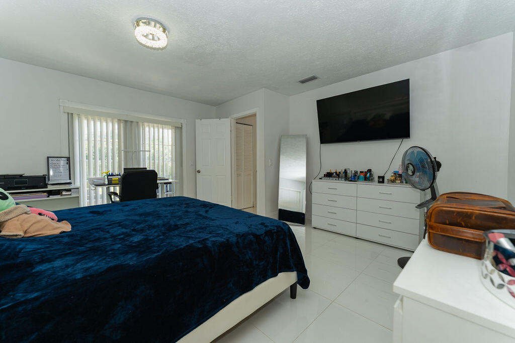 PORT ST LUCIE SECTION 12 - Residential