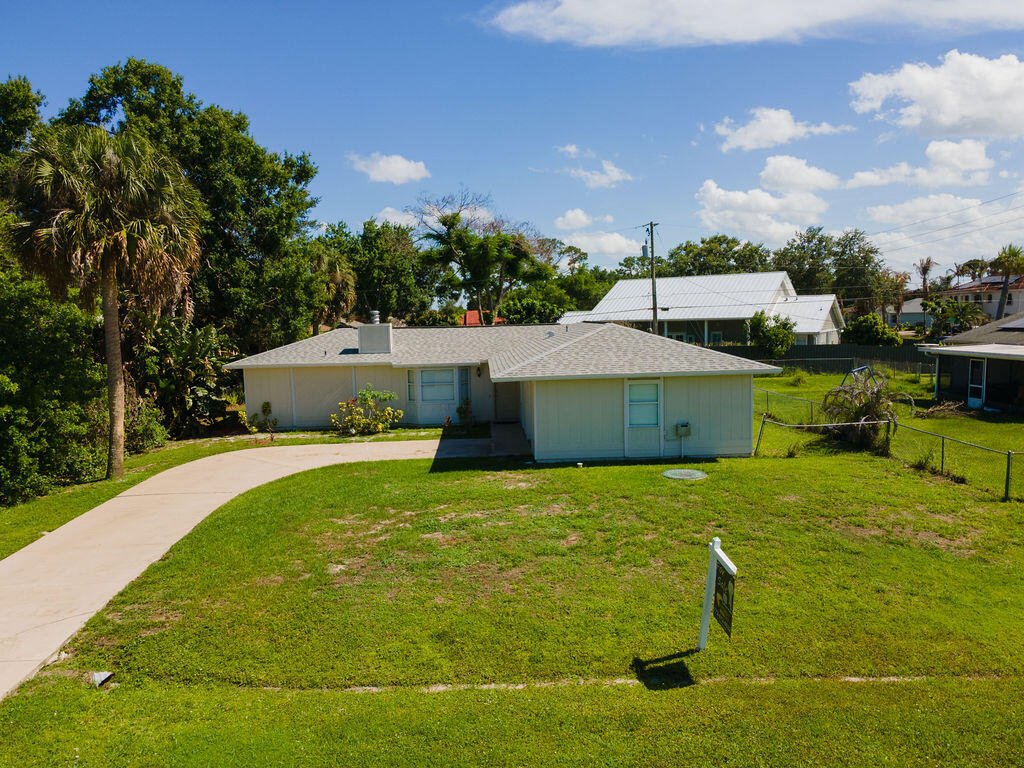 NEW LISTING IN PORT ST. LUCIE   Welcome to this charming 3  | 2  home located in one of the fastest-growing areas of Florida!  Perfect for first-time buyers, families, or investors looking for an income-producing property .   Conveniently located near shopping, dining, parks, and highly desired schools, including walking distance to Oak Hammock K-8 School.   NO HOA = more freedom & no extra monthly fees  NEWER ROOF helps reduce insurance costs & adds peace of mind   Great neighborhood with strong long-term growth potential   Affordable opportunity in today's Florida market  This home offers the perfect combination of affordability, location, and investment potential. Whether you're looking to move in or buy and hold, this is an opportunity!!!