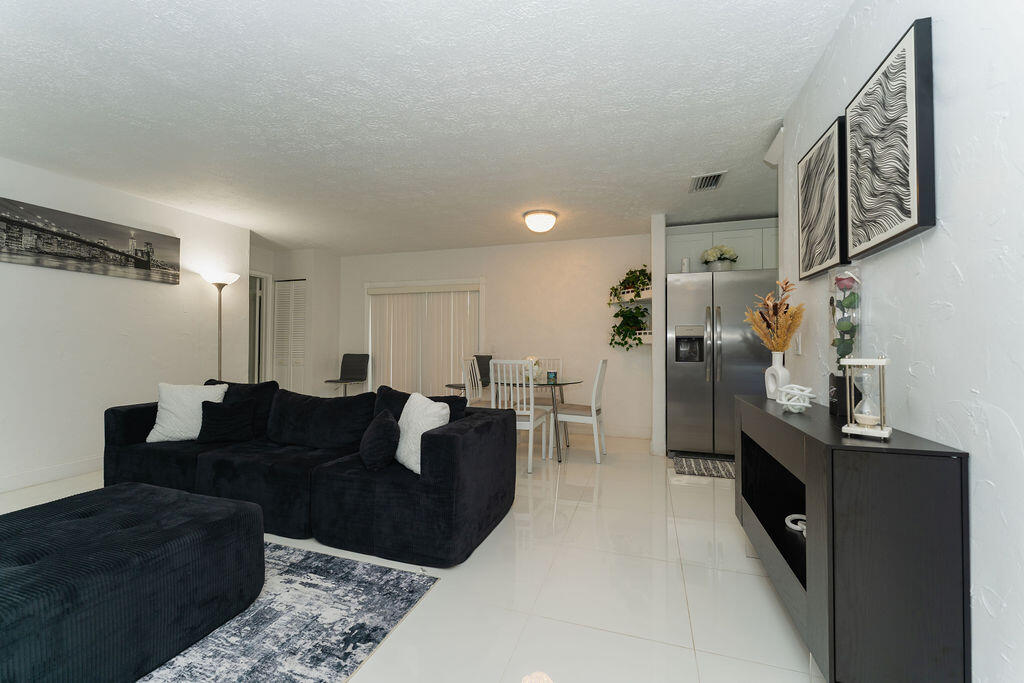 PORT ST LUCIE SECTION 12 - Residential