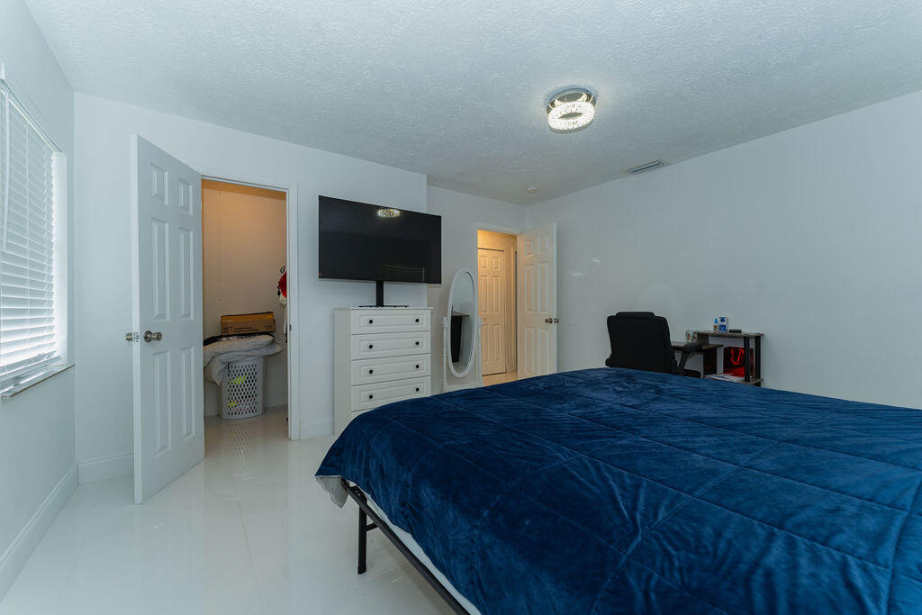 PORT ST LUCIE SECTION 12 - Residential