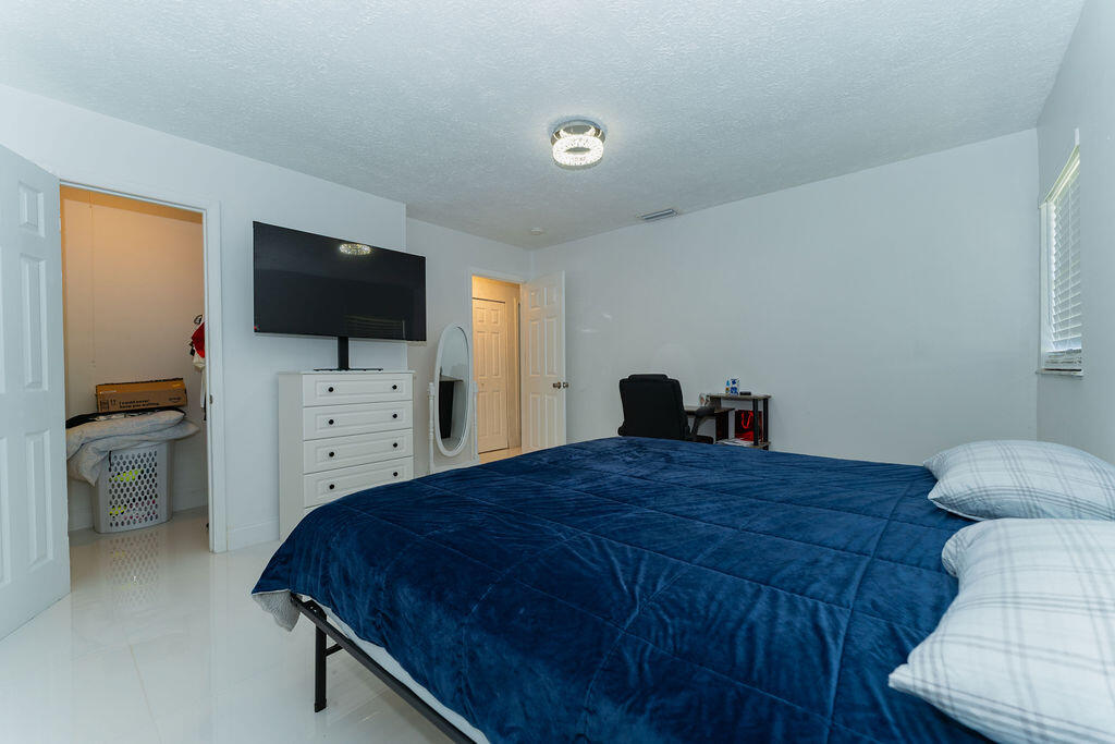PORT ST LUCIE SECTION 12 - Residential