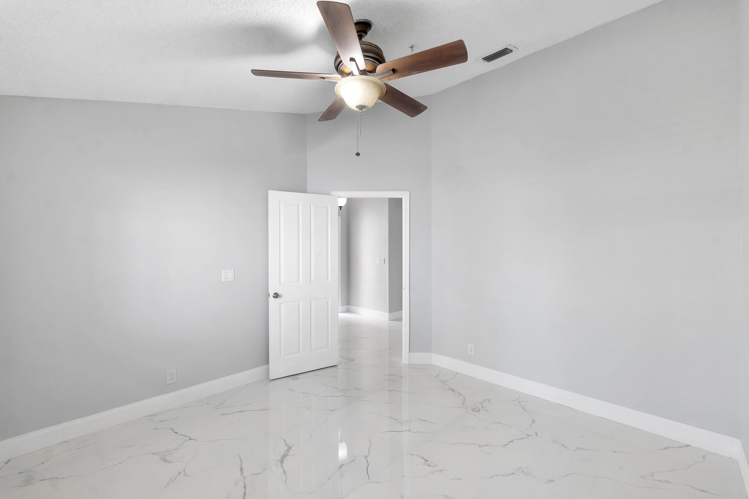 SILVER LAKES PHASE II REPLAT - Residential